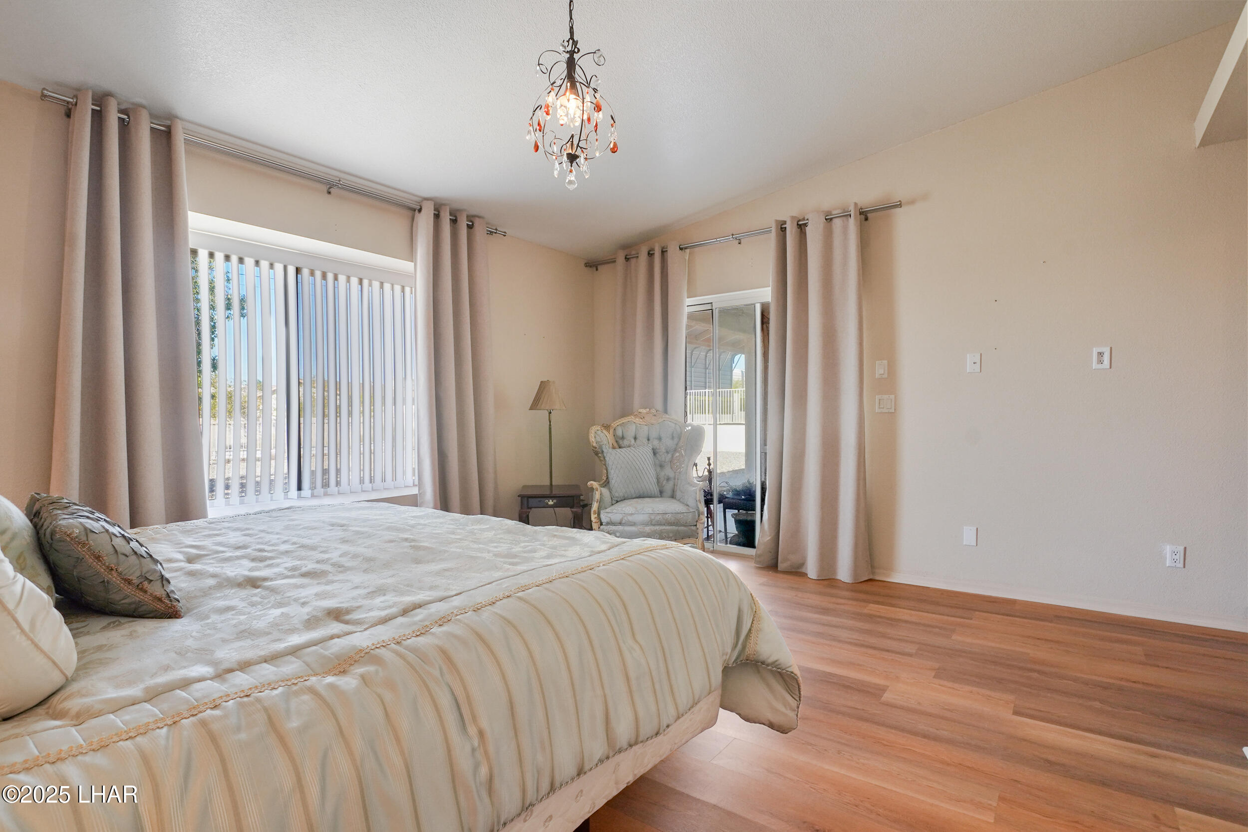 1701 Mcculloch Blvd S