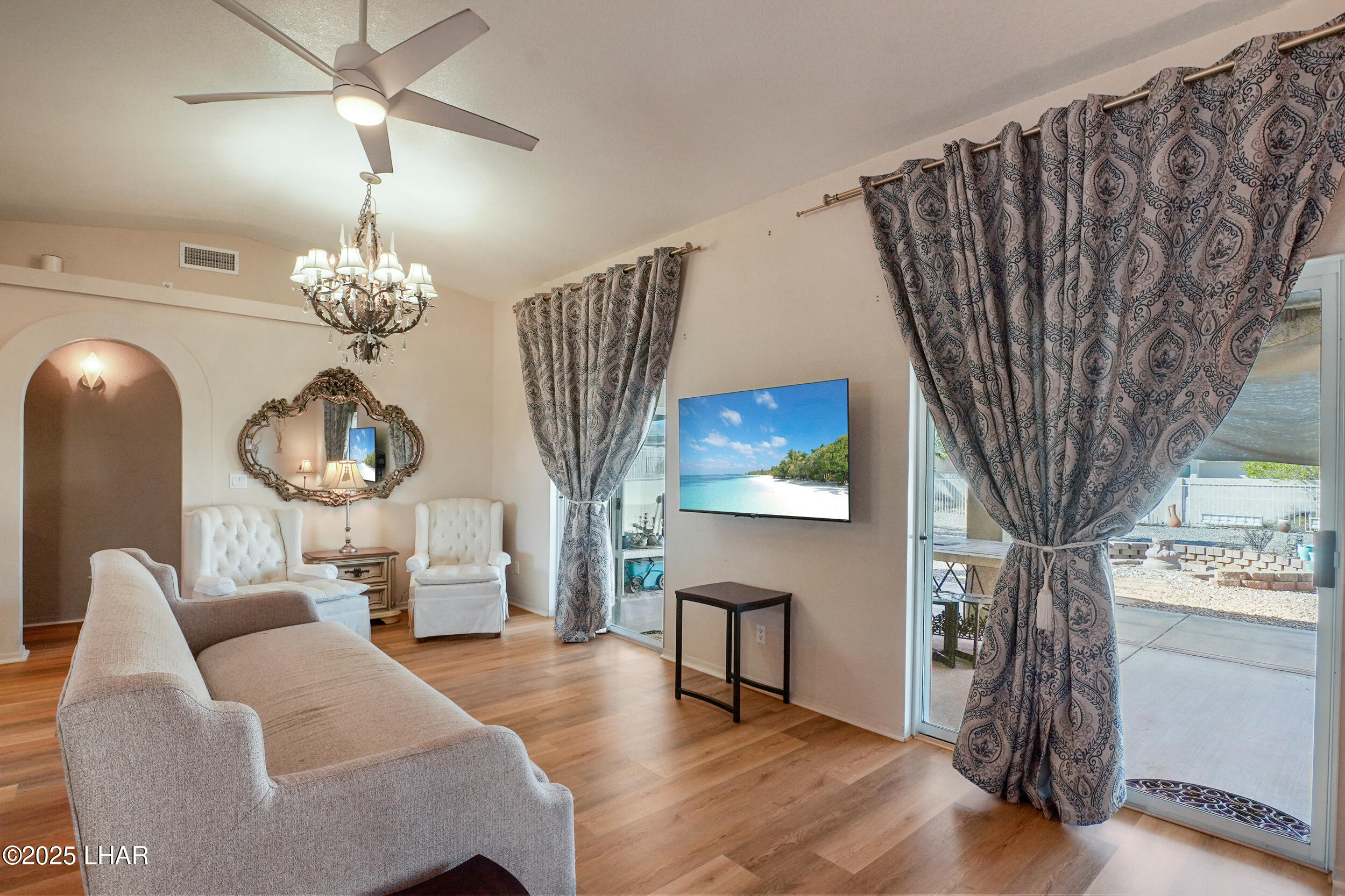 1701 Mcculloch Blvd S