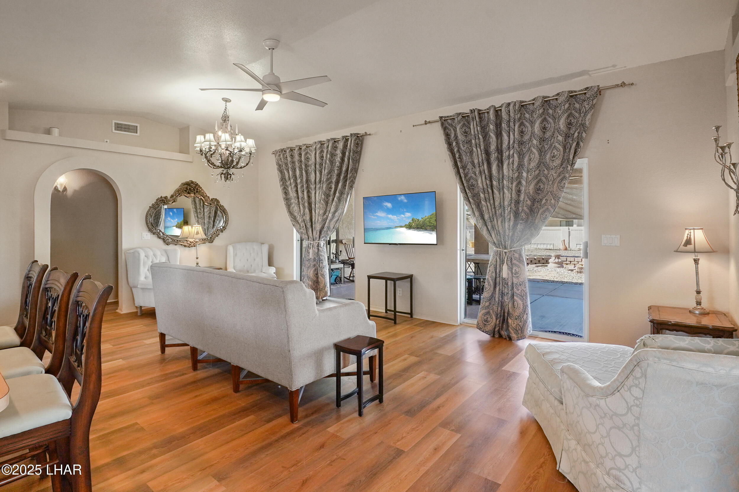 1701 Mcculloch Blvd S