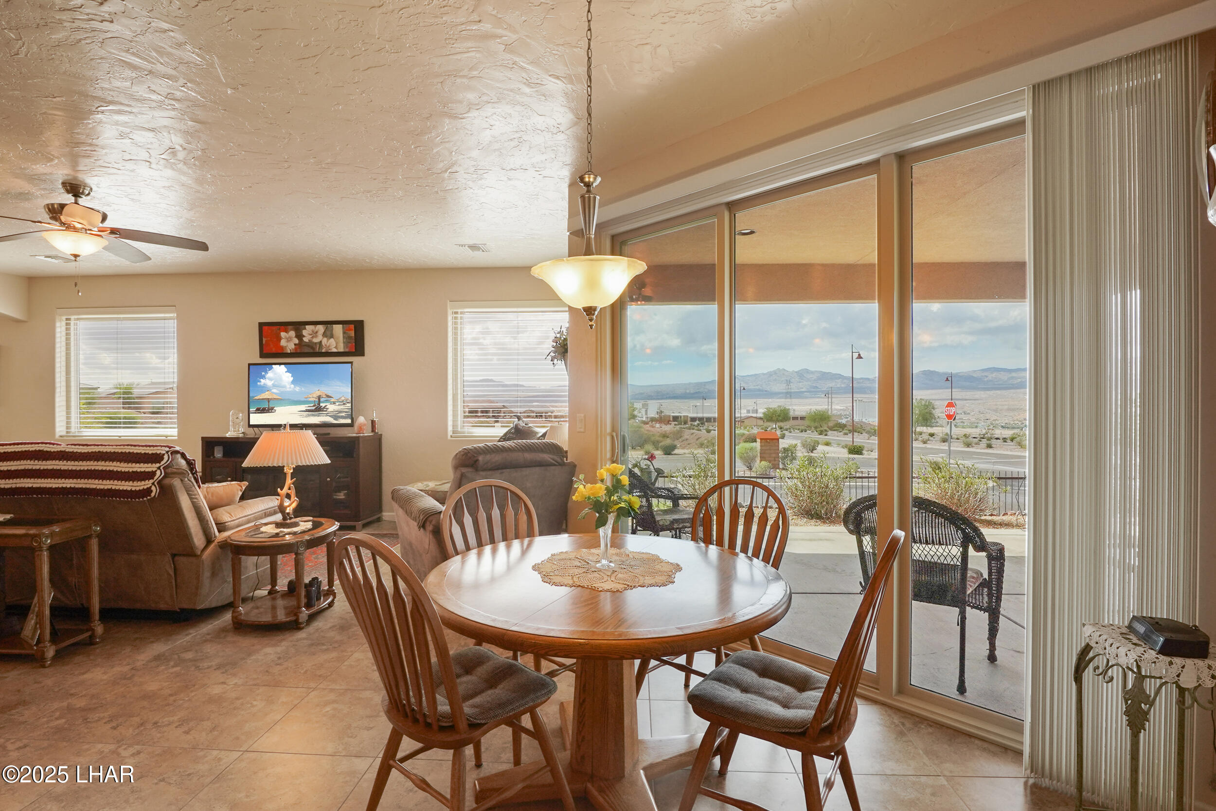 2661 Steamship Dr, Bullhead City