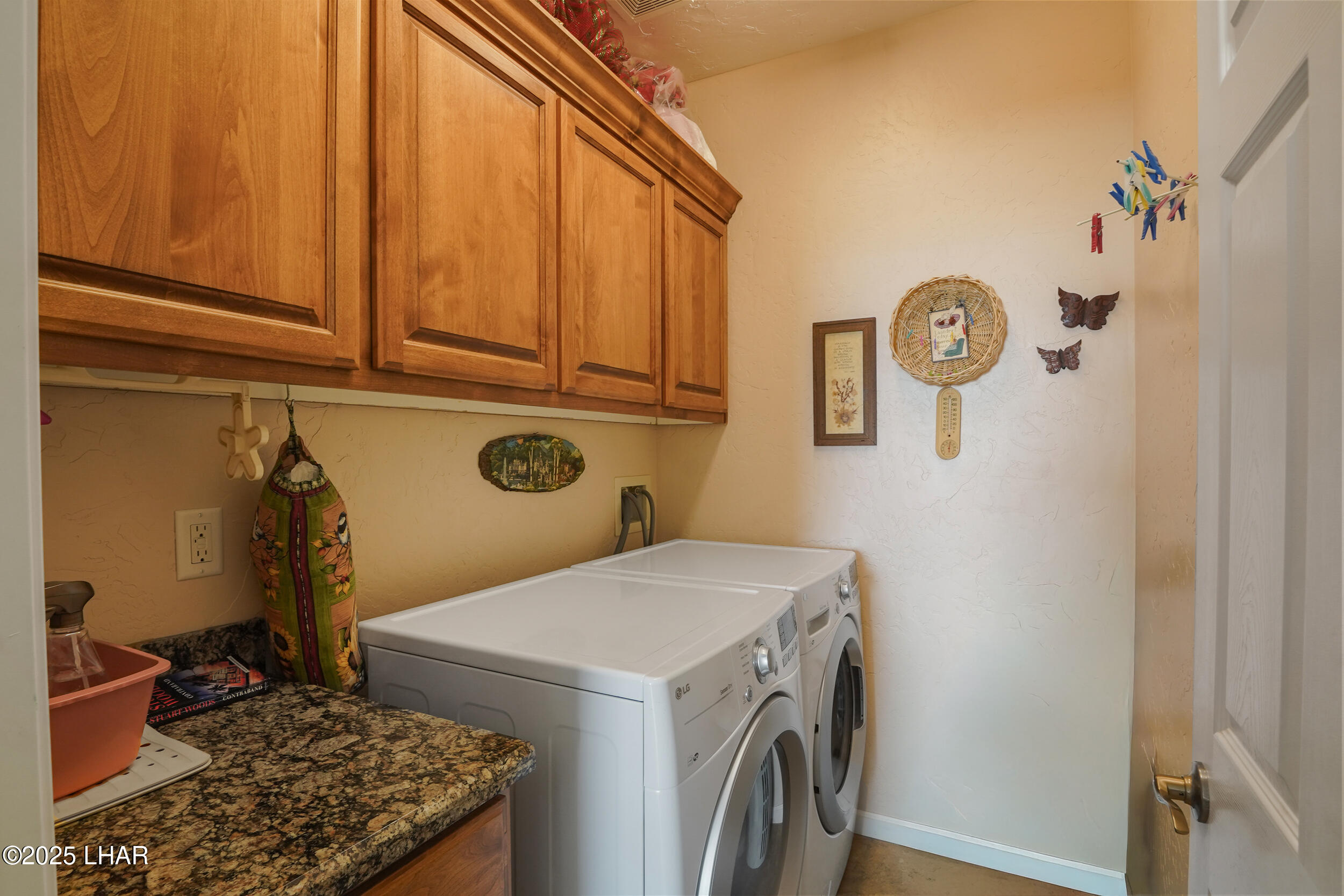 2661 Steamship Dr, Bullhead City