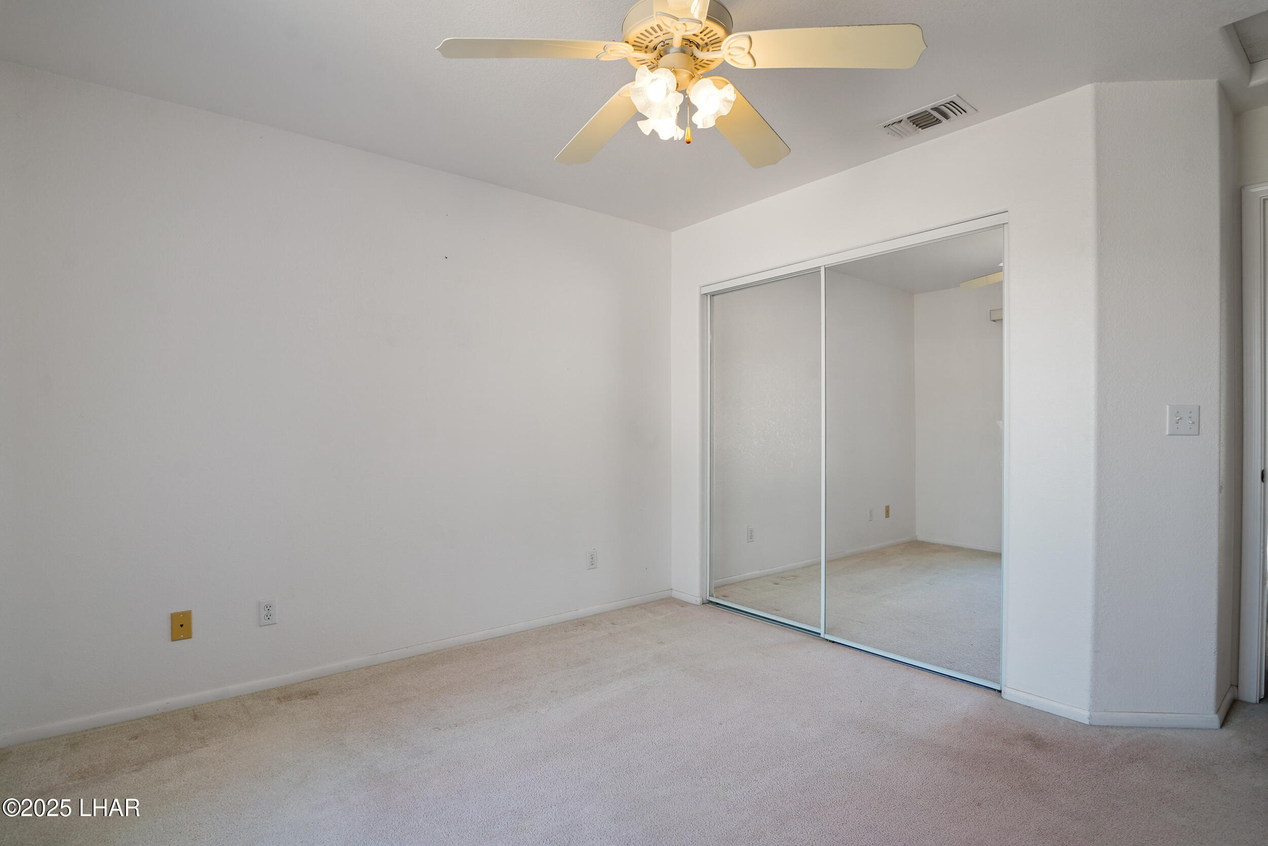 114 El Dorado Ave S, Lake Havasu City