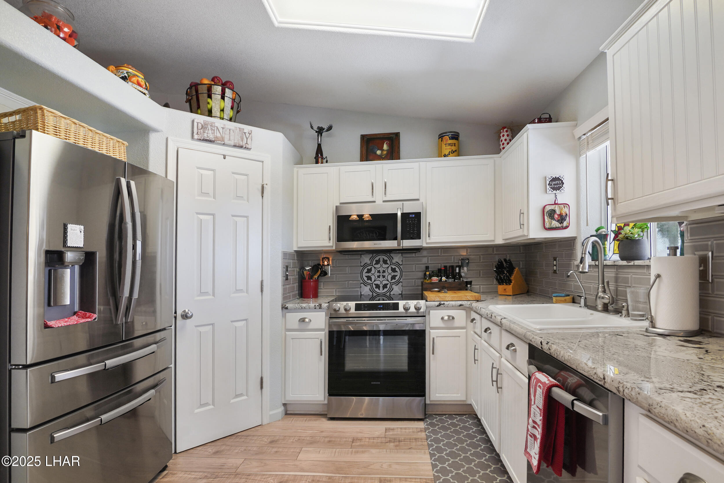 2290 Atlantic Dr, Lake Havasu City