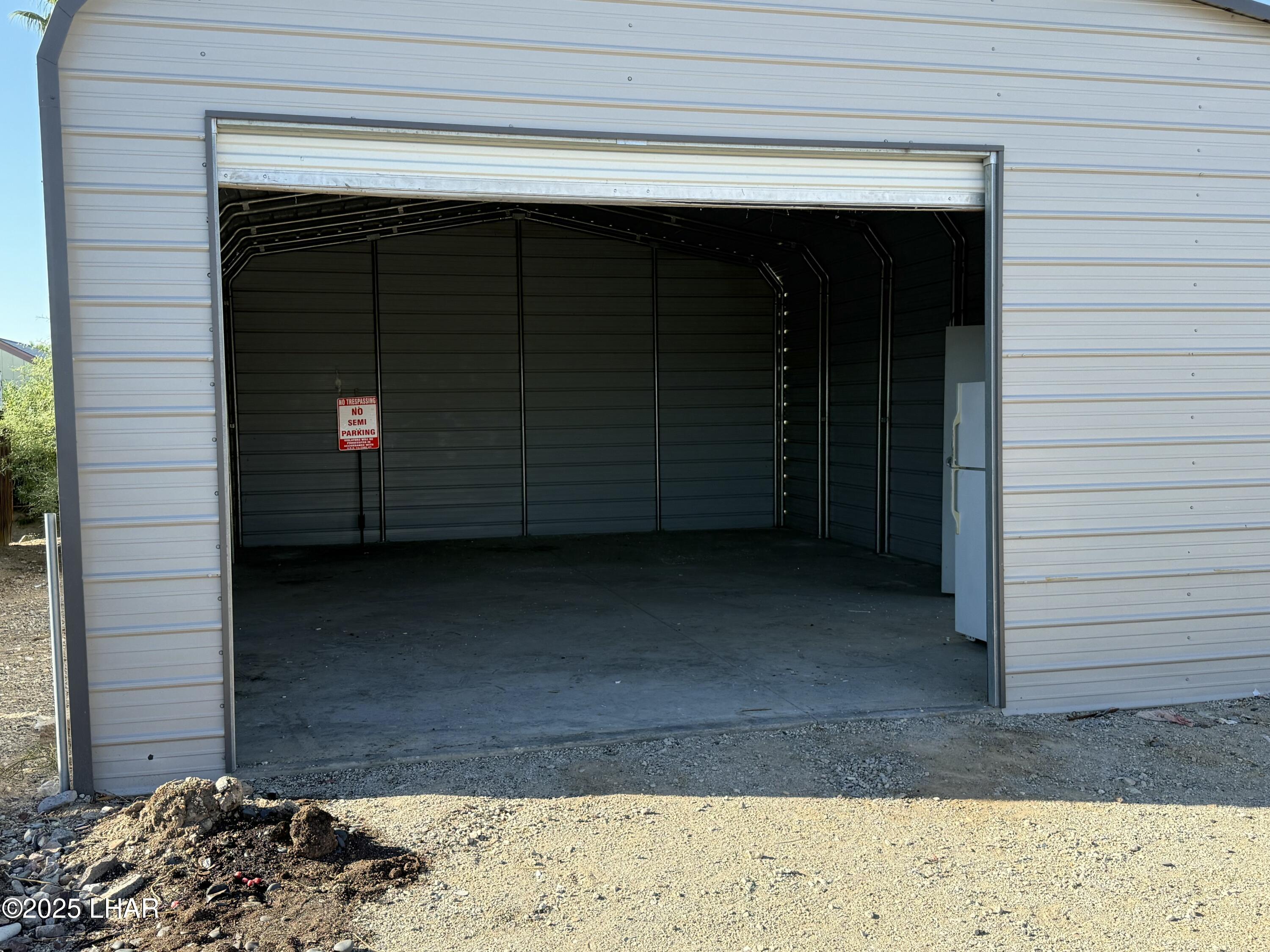 865 W Mountain View Ln