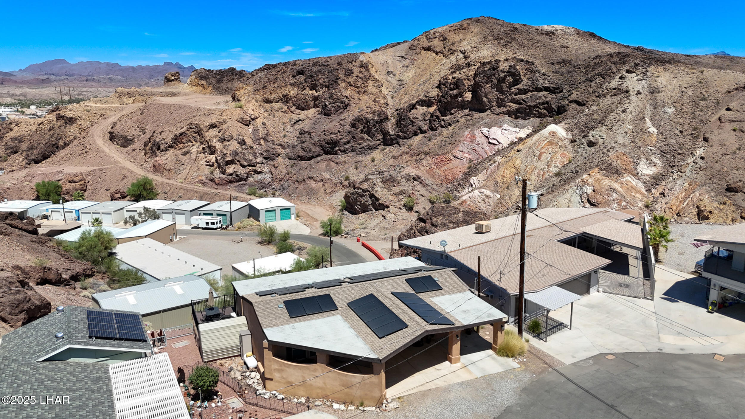 9418 Hilltop Dr