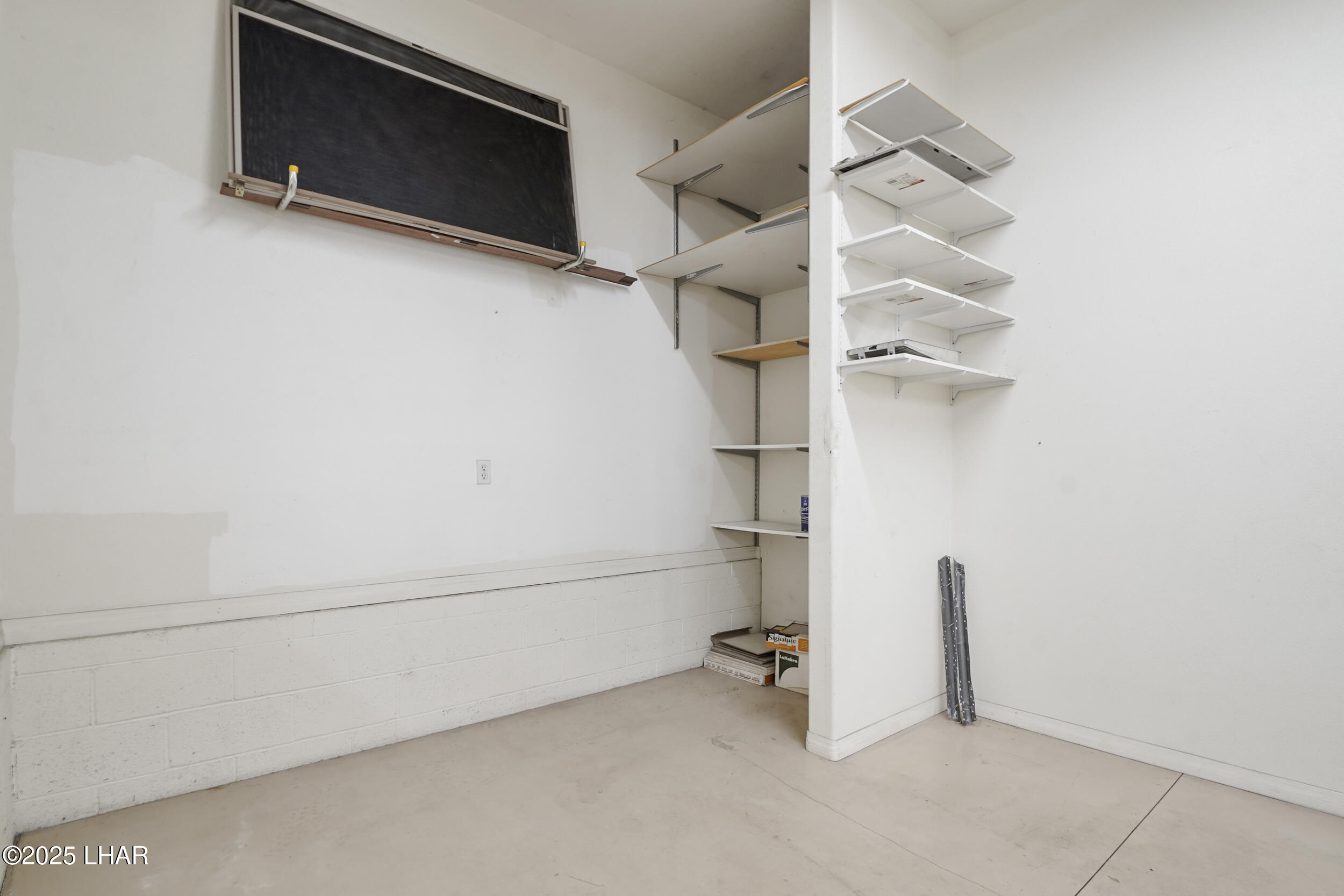 1795 Kirk Dr 101/102