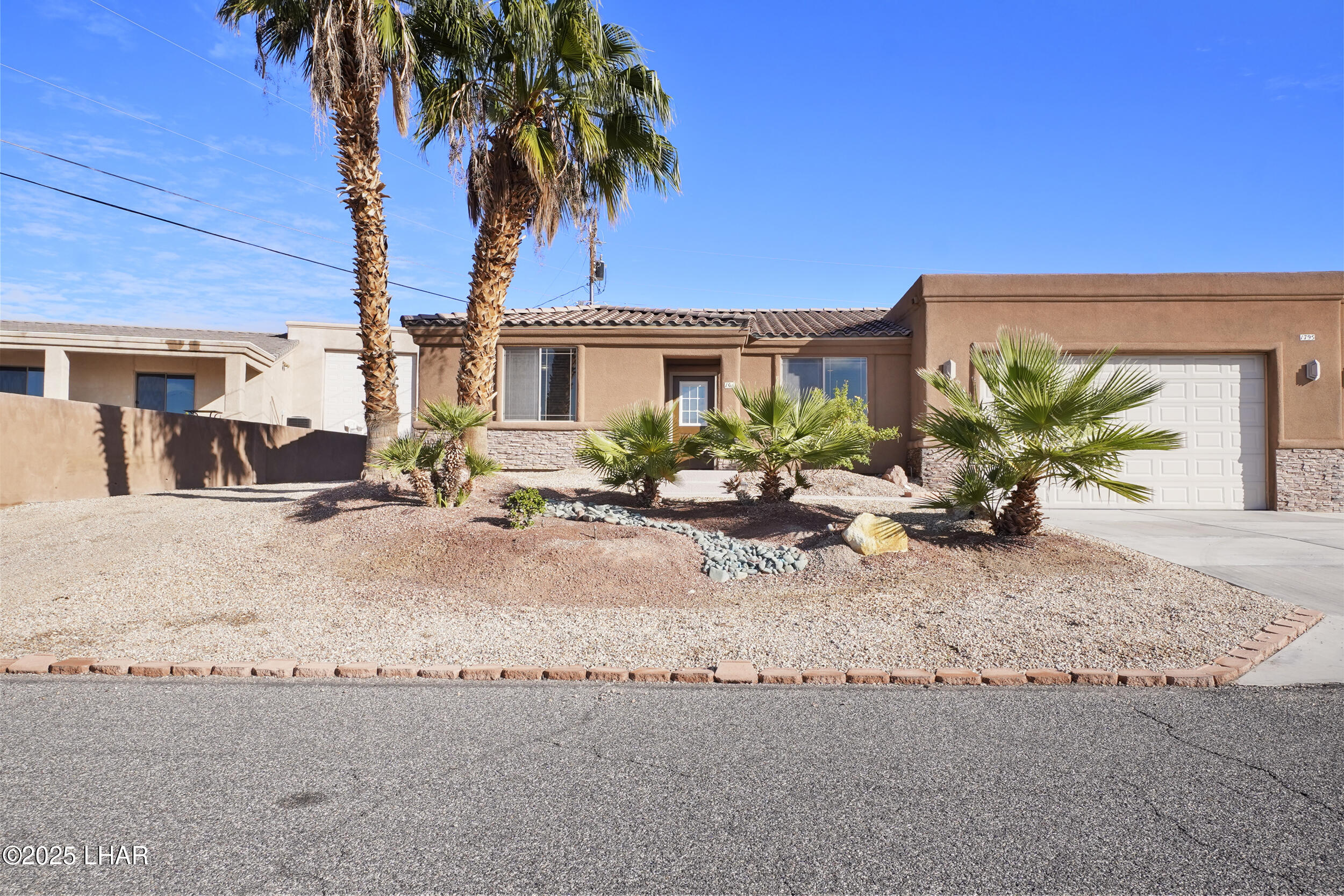 1795 Kirk Dr 101/102