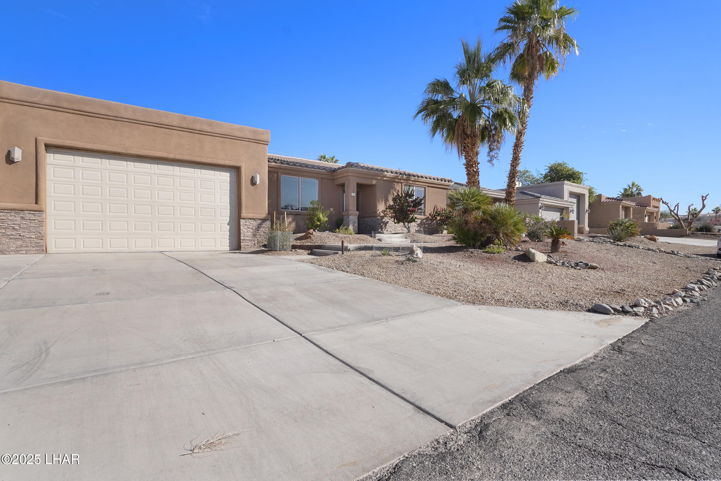 1795 Kirk Dr 101/102