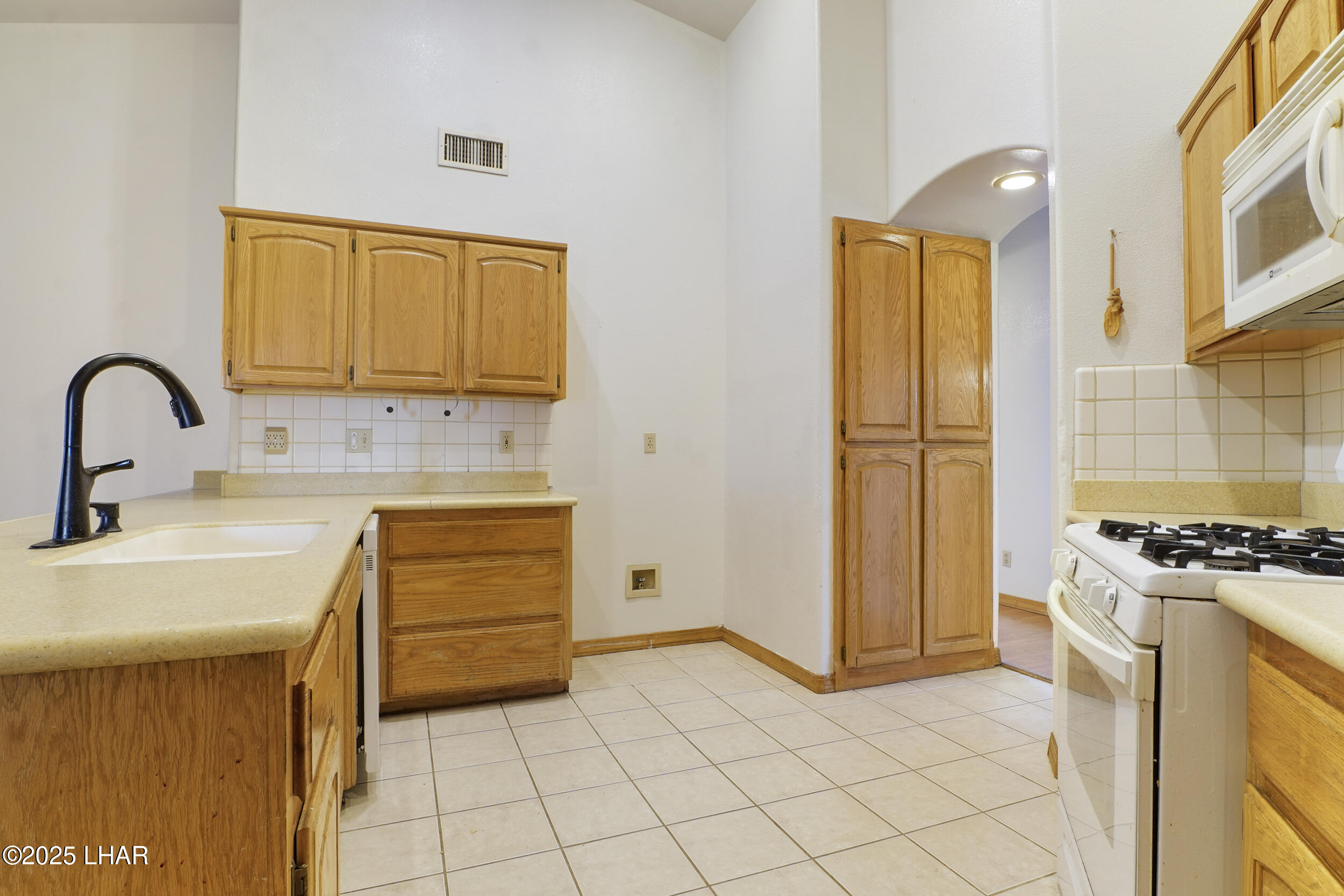 2577 Diamond Spur St