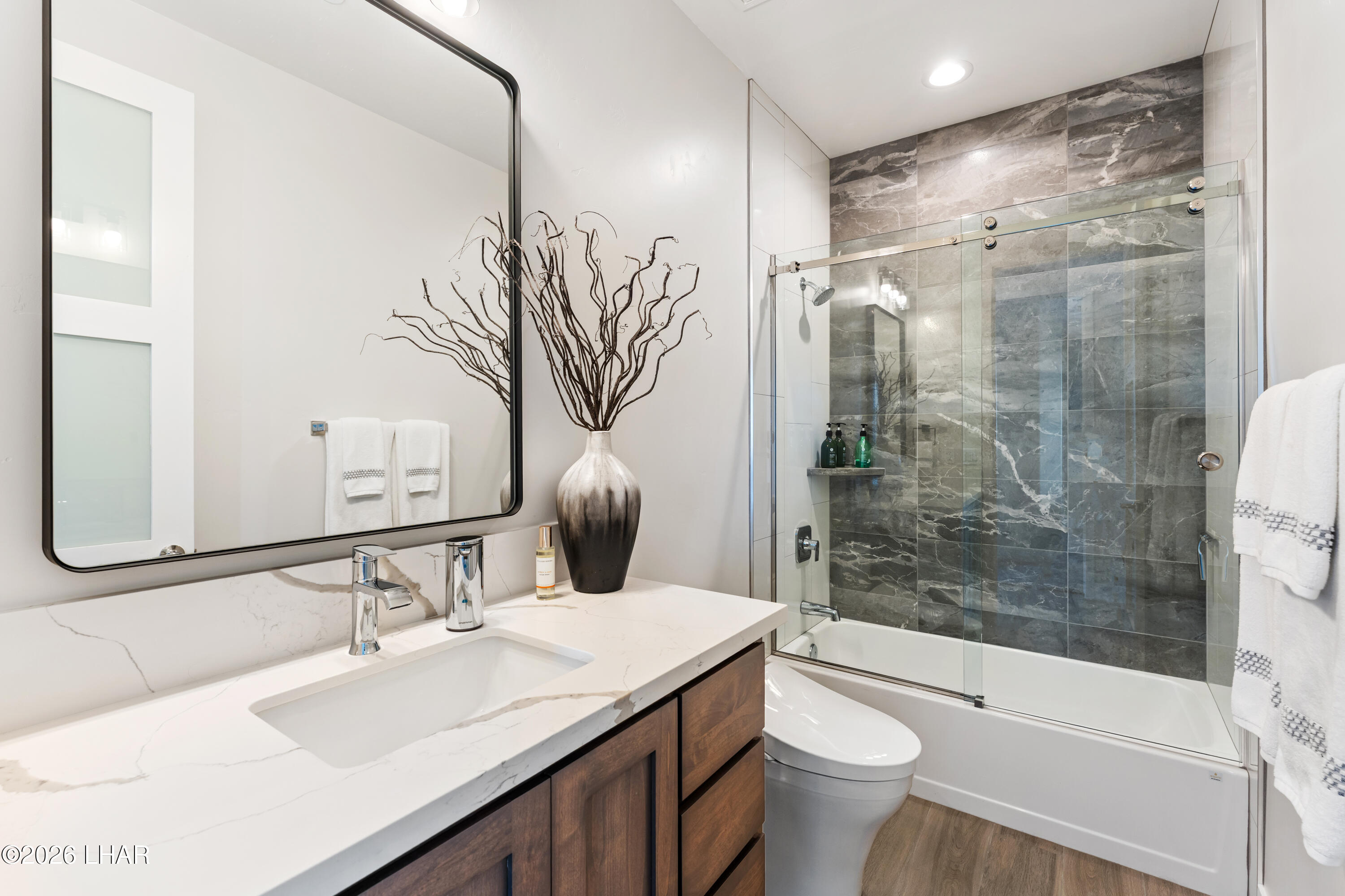 6628 Avienda Desierto Verde