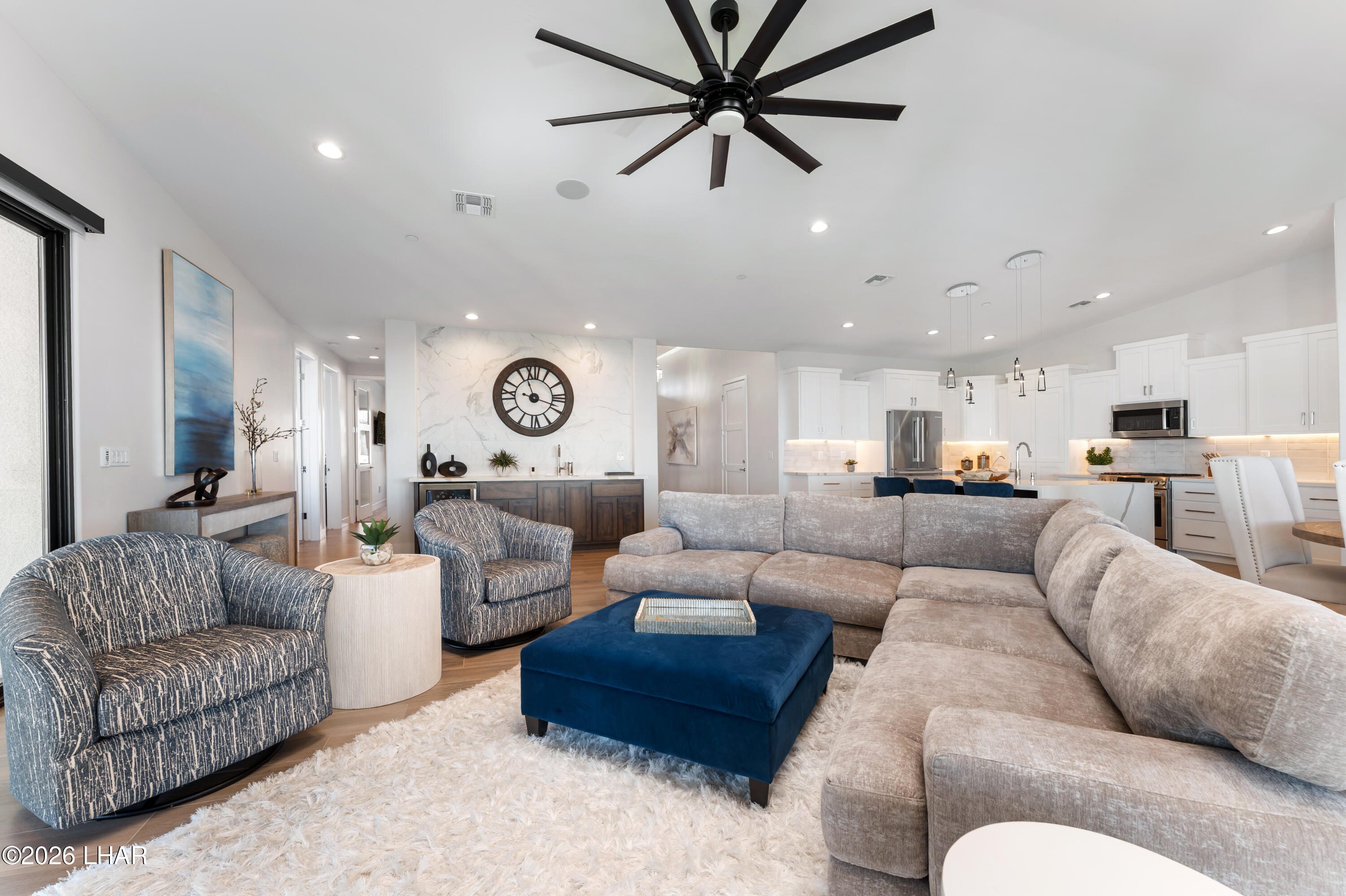 6628 Avienda Desierto Verde