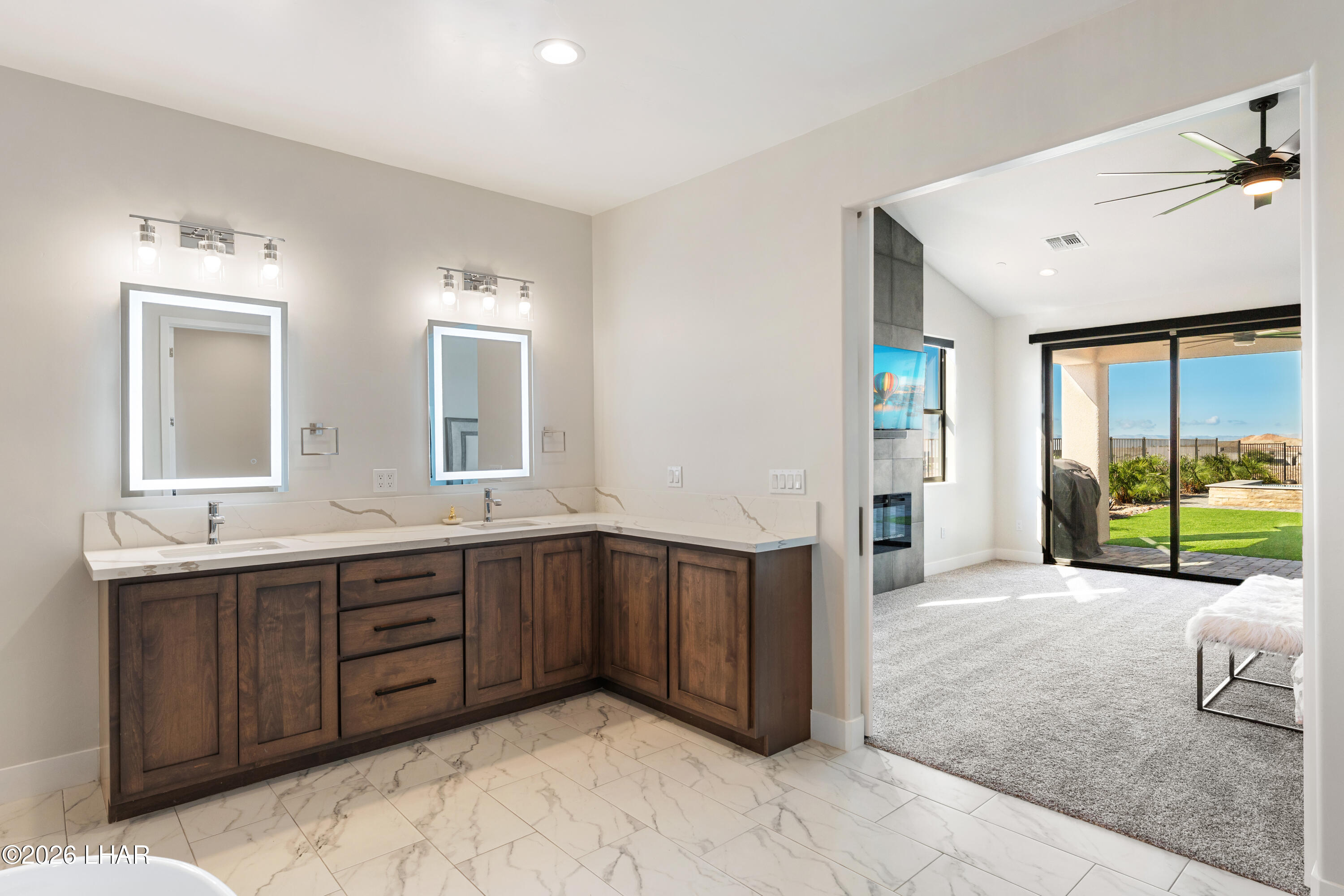 6628 Avienda Desierto Verde