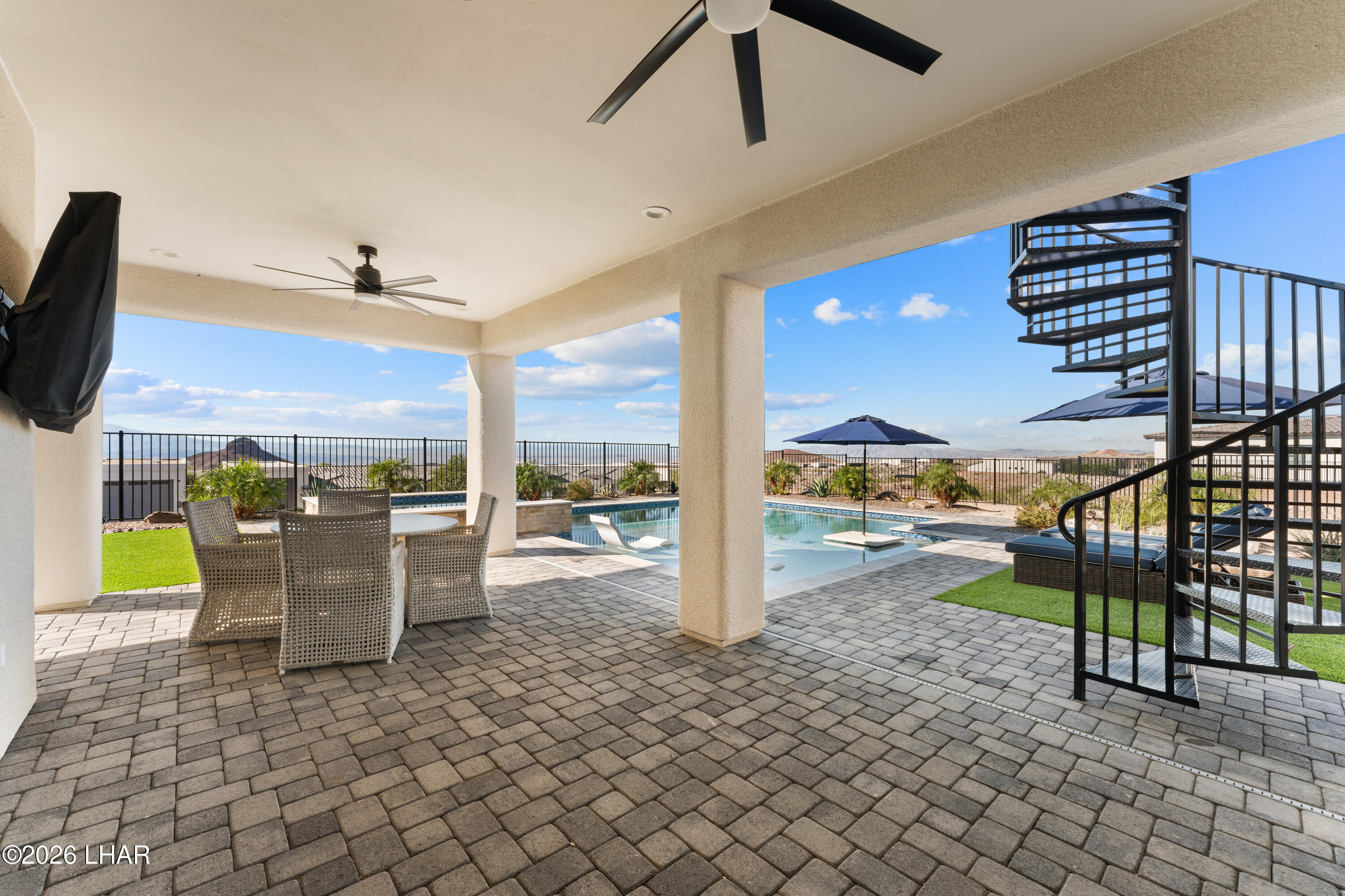 6628 Avienda Desierto Verde