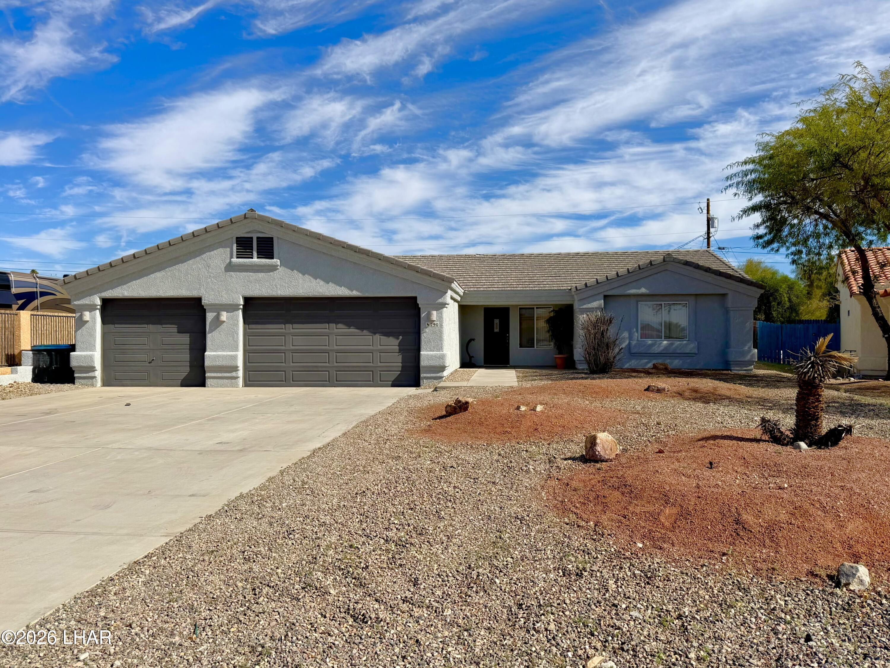 290 Pascaul Ln