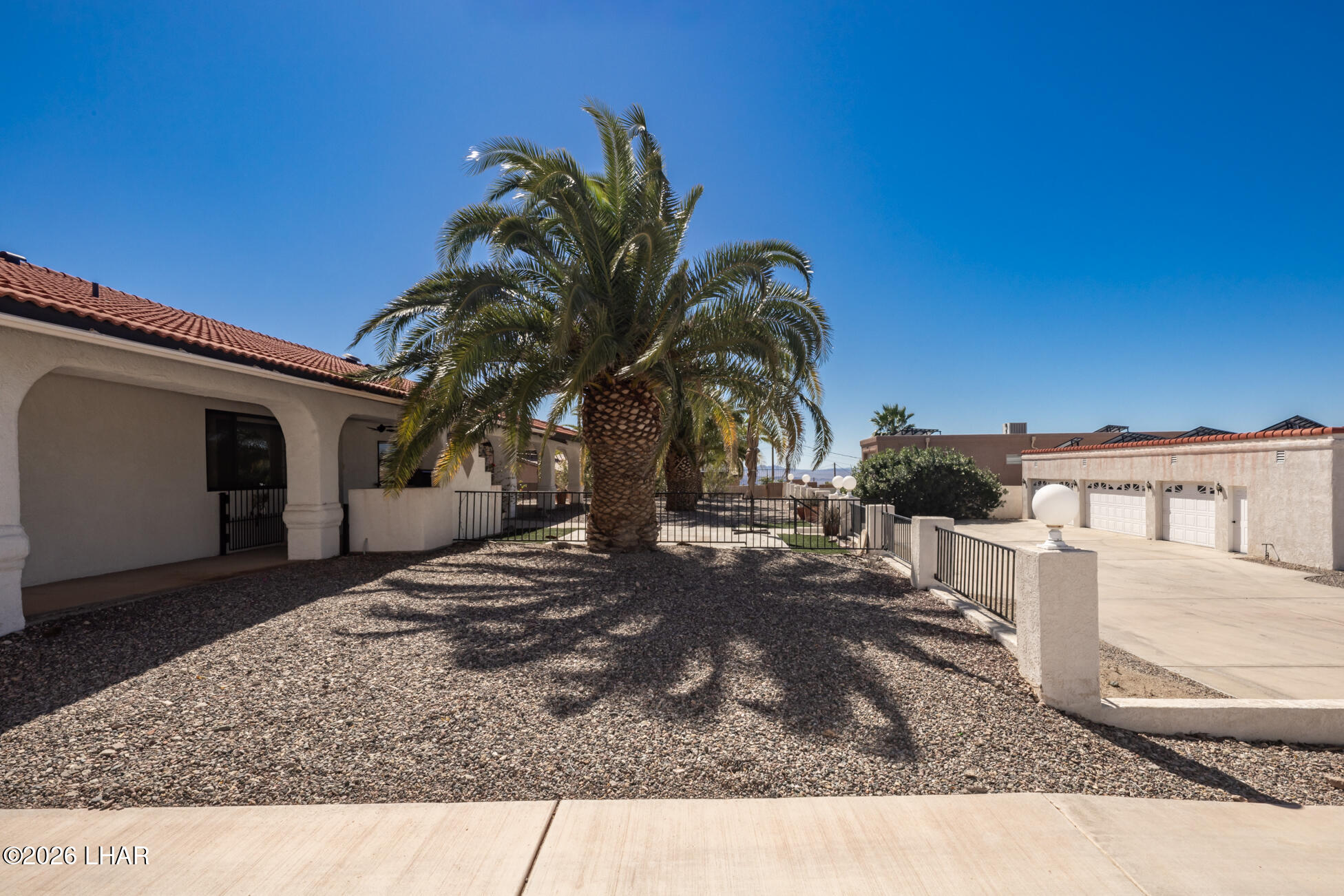 3855 Whaler Dr