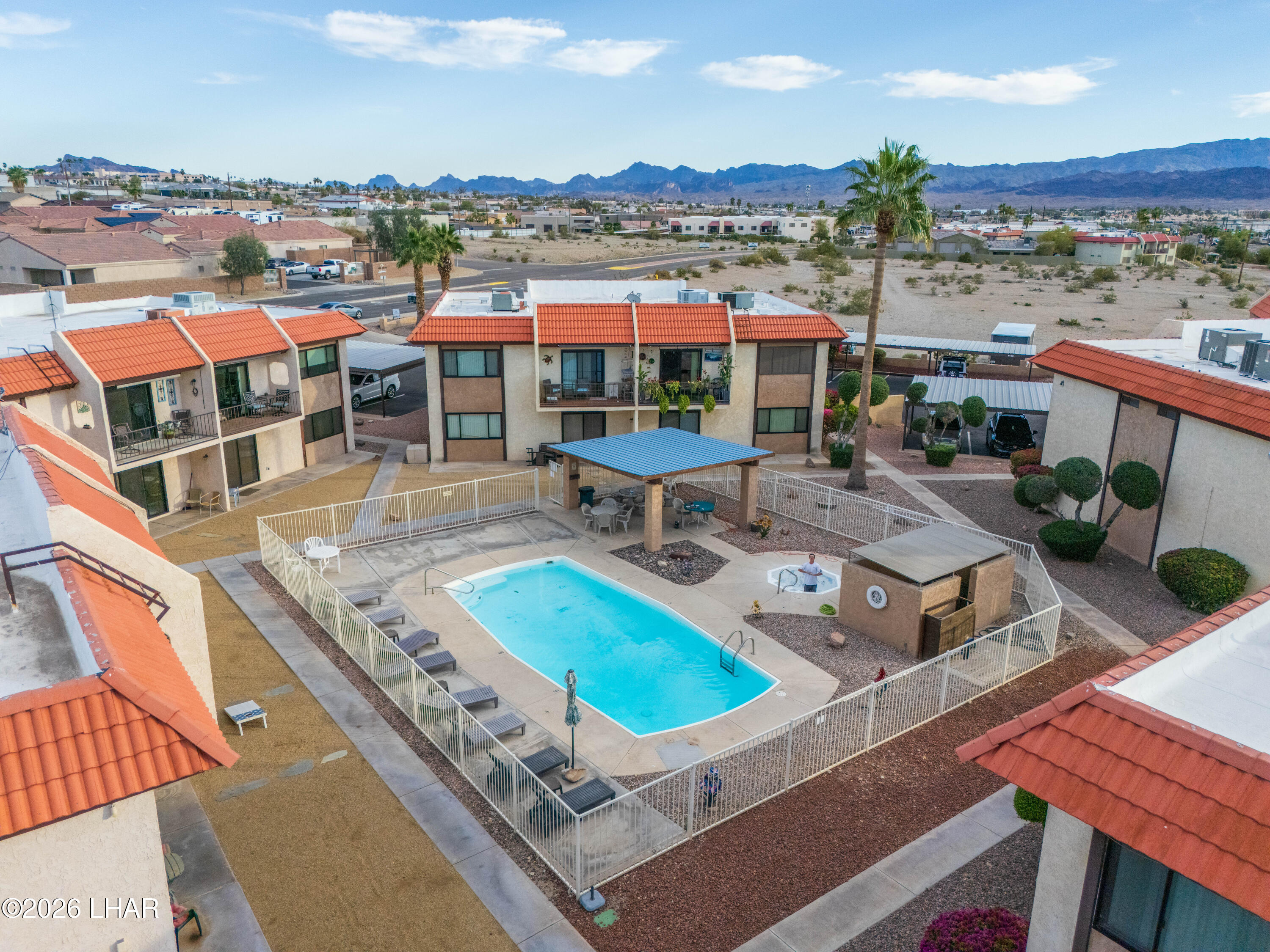 471 N Lake Havasu Ave N C