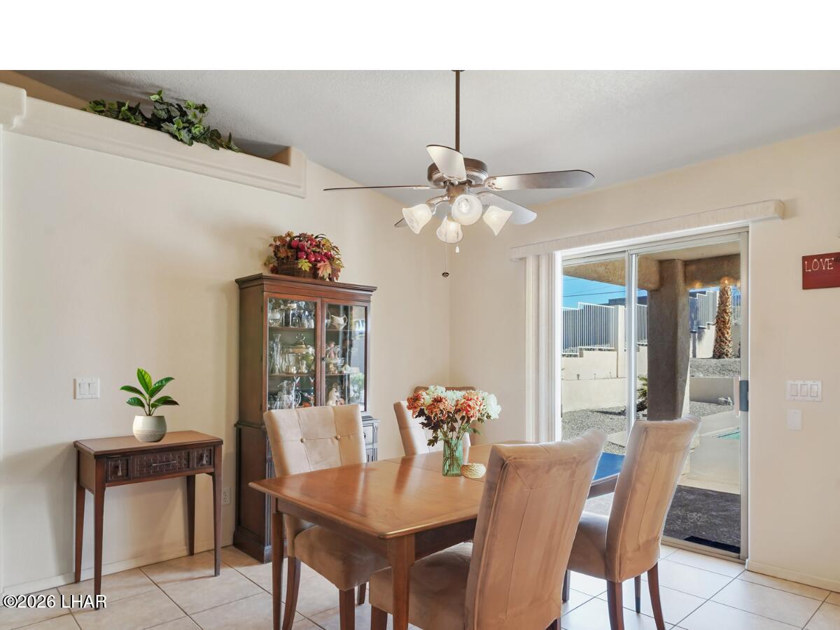 3279 Hidden Valley Dr