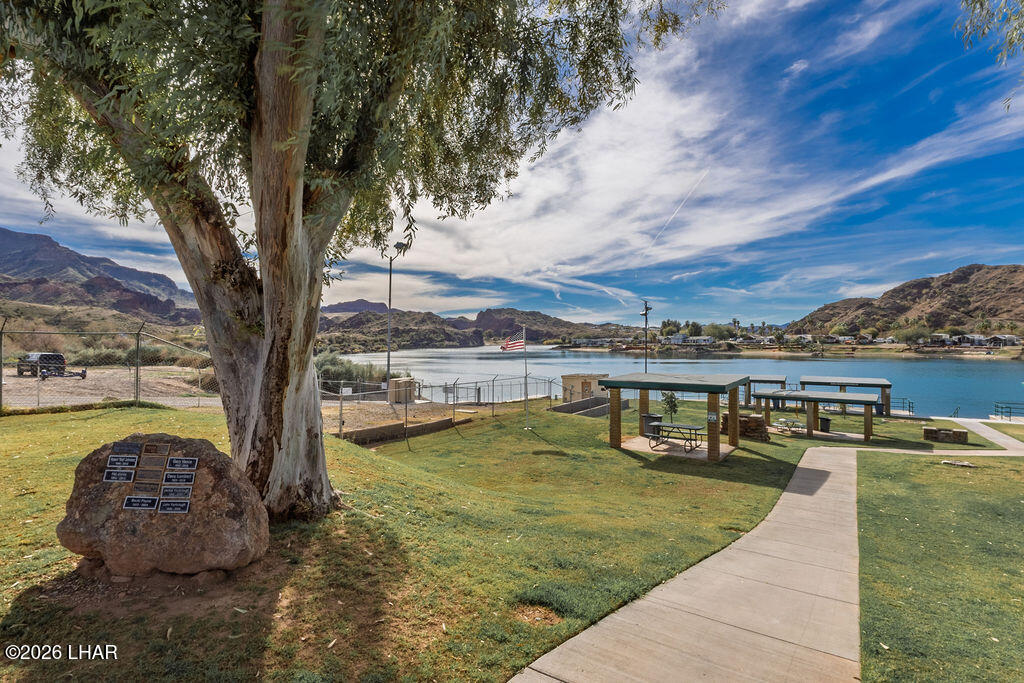 37394 Bighorn Dr