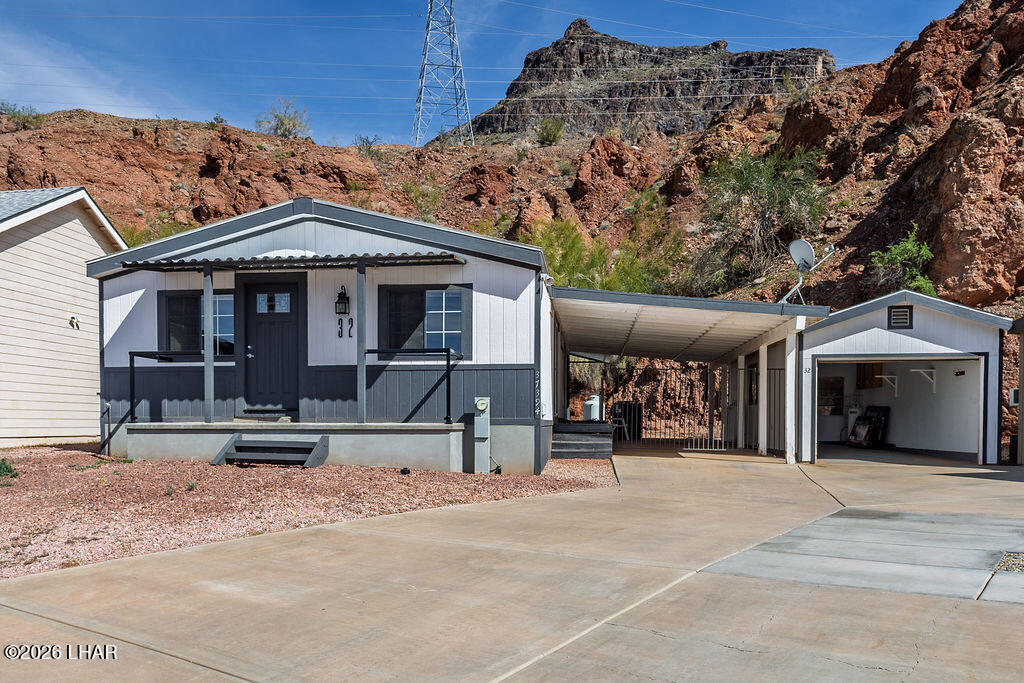 37394 Bighorn Dr