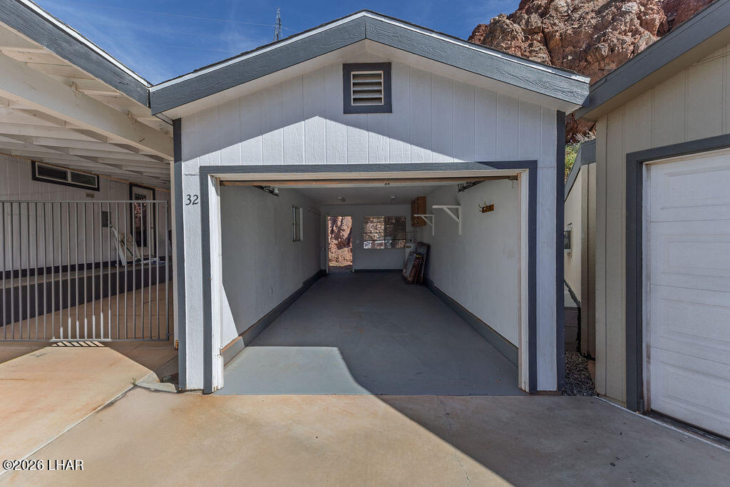 37394 Bighorn Dr