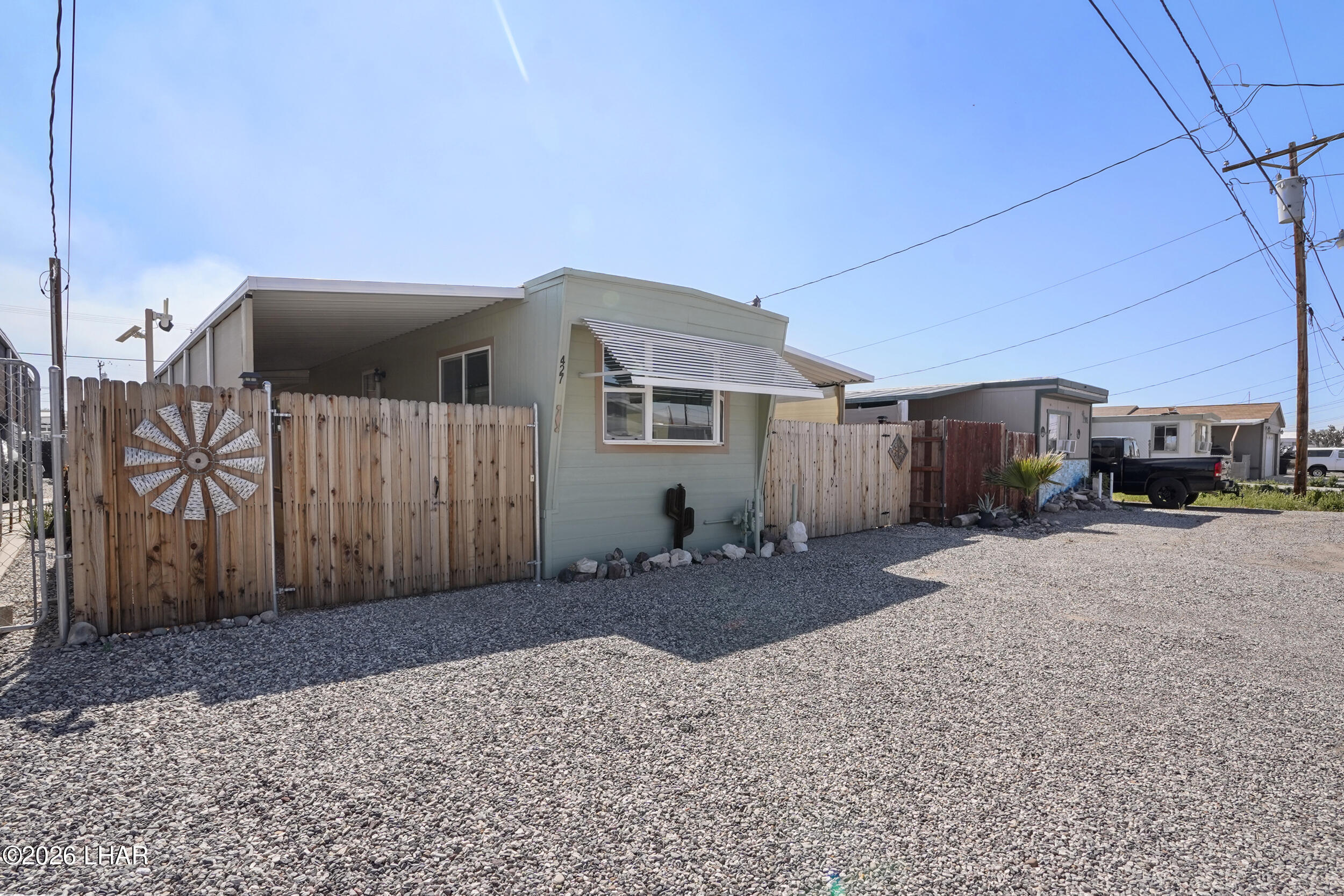 427 N Moonlight Dr
