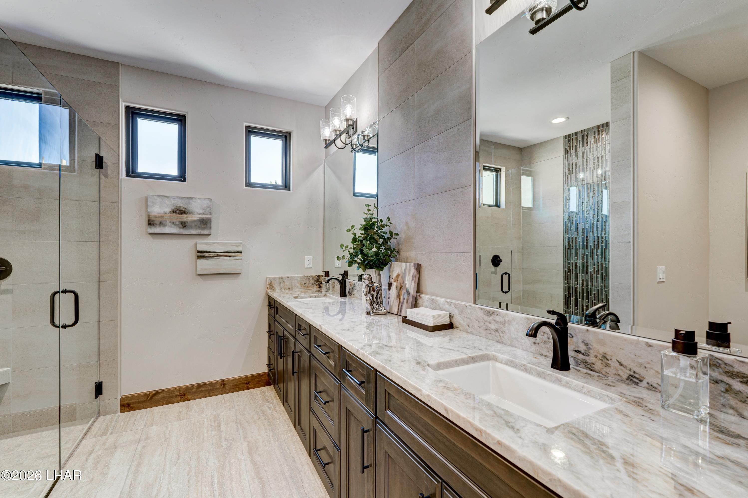 3045 Camino De La Enclave