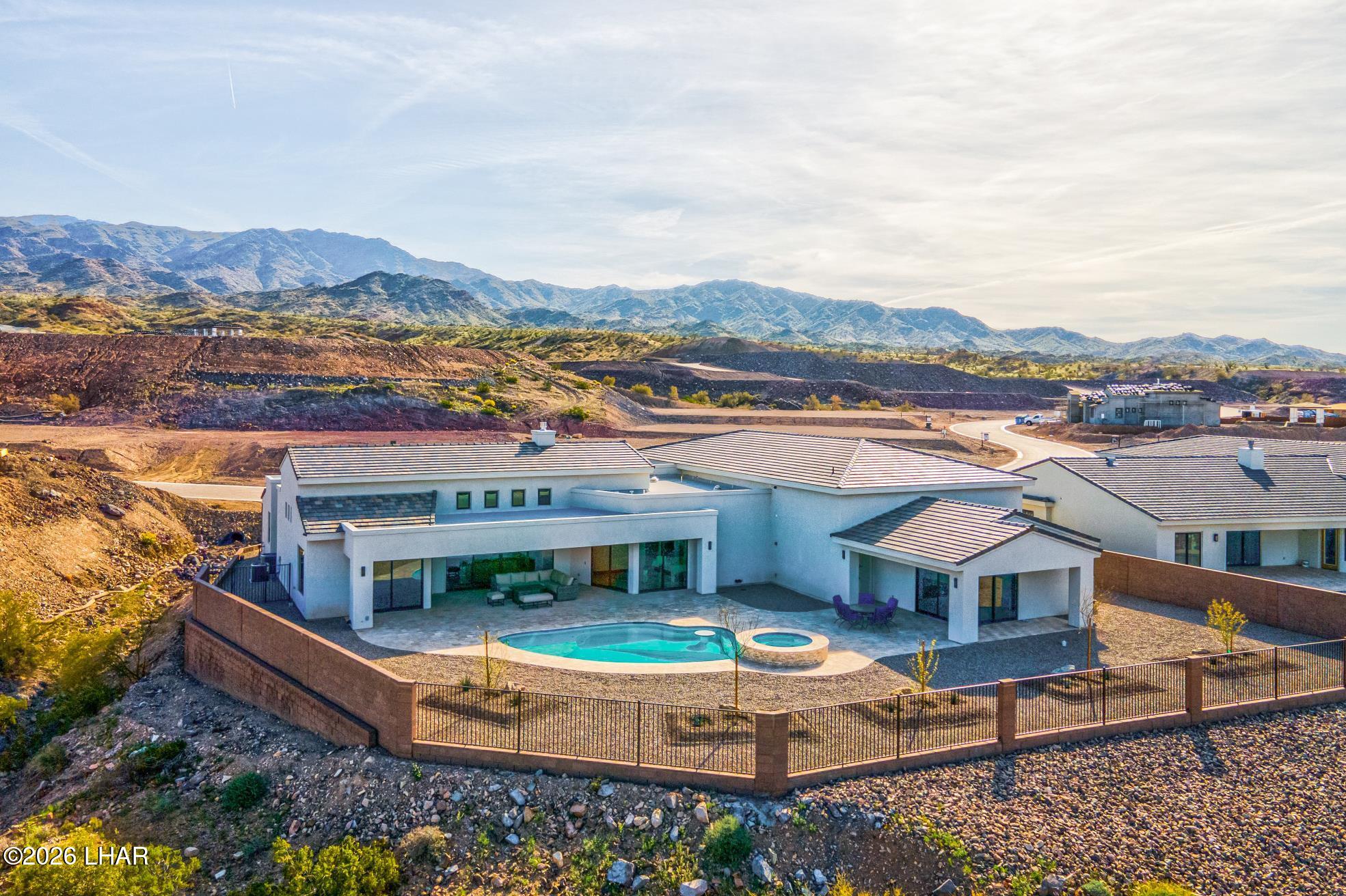 3045 Camino De La Enclave