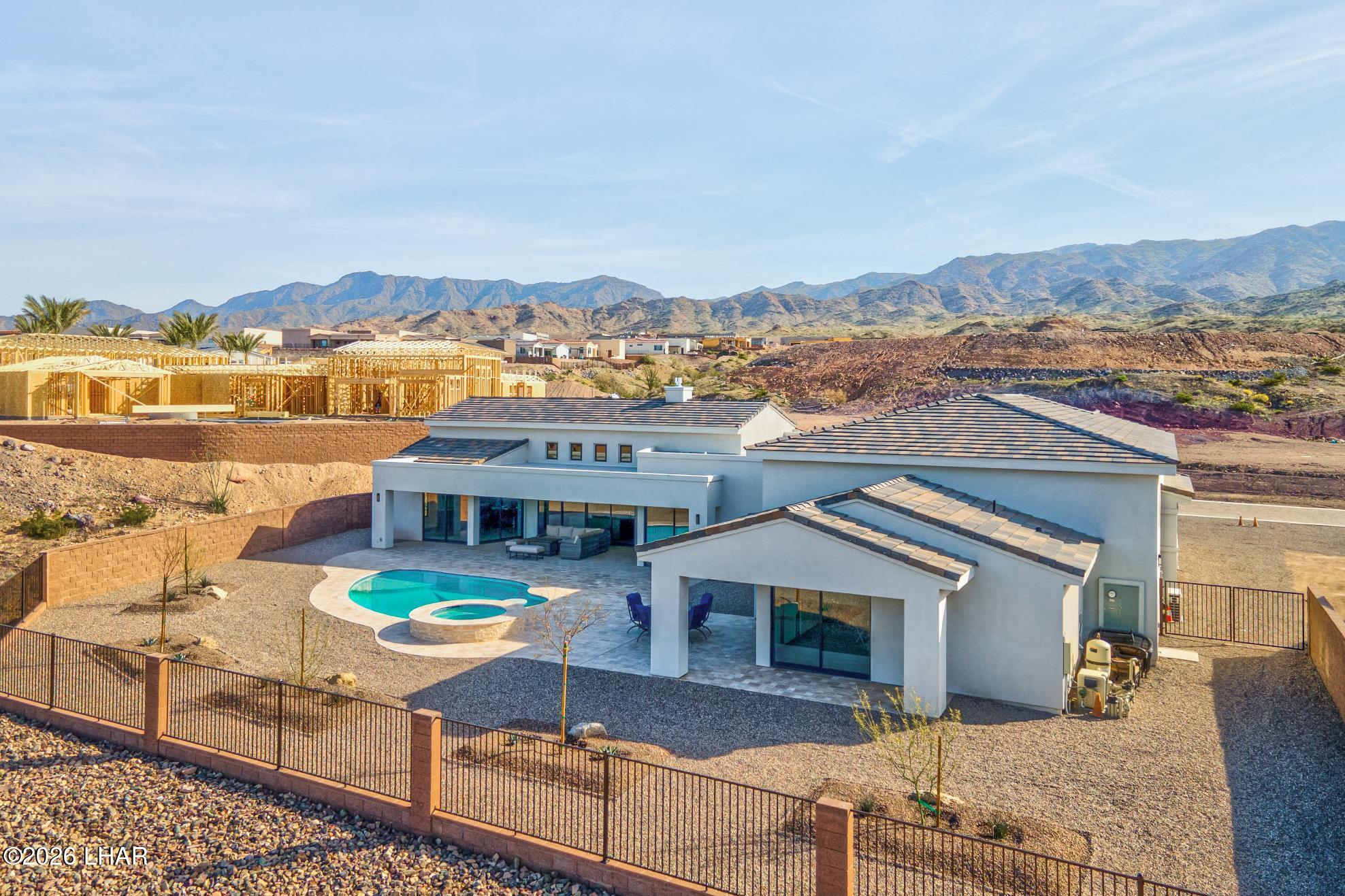 3045 Camino De La Enclave