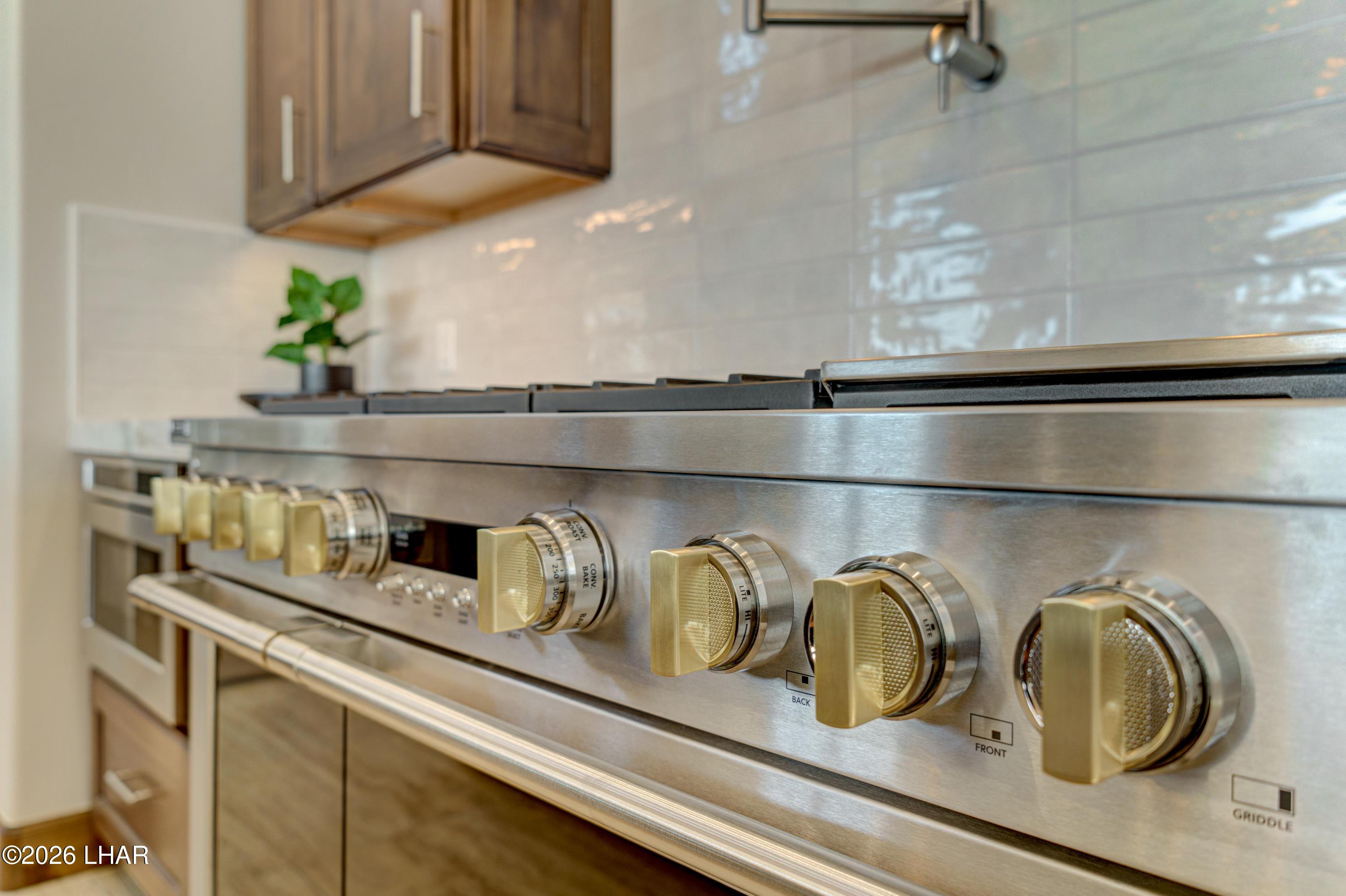 3045 Camino De La Enclave