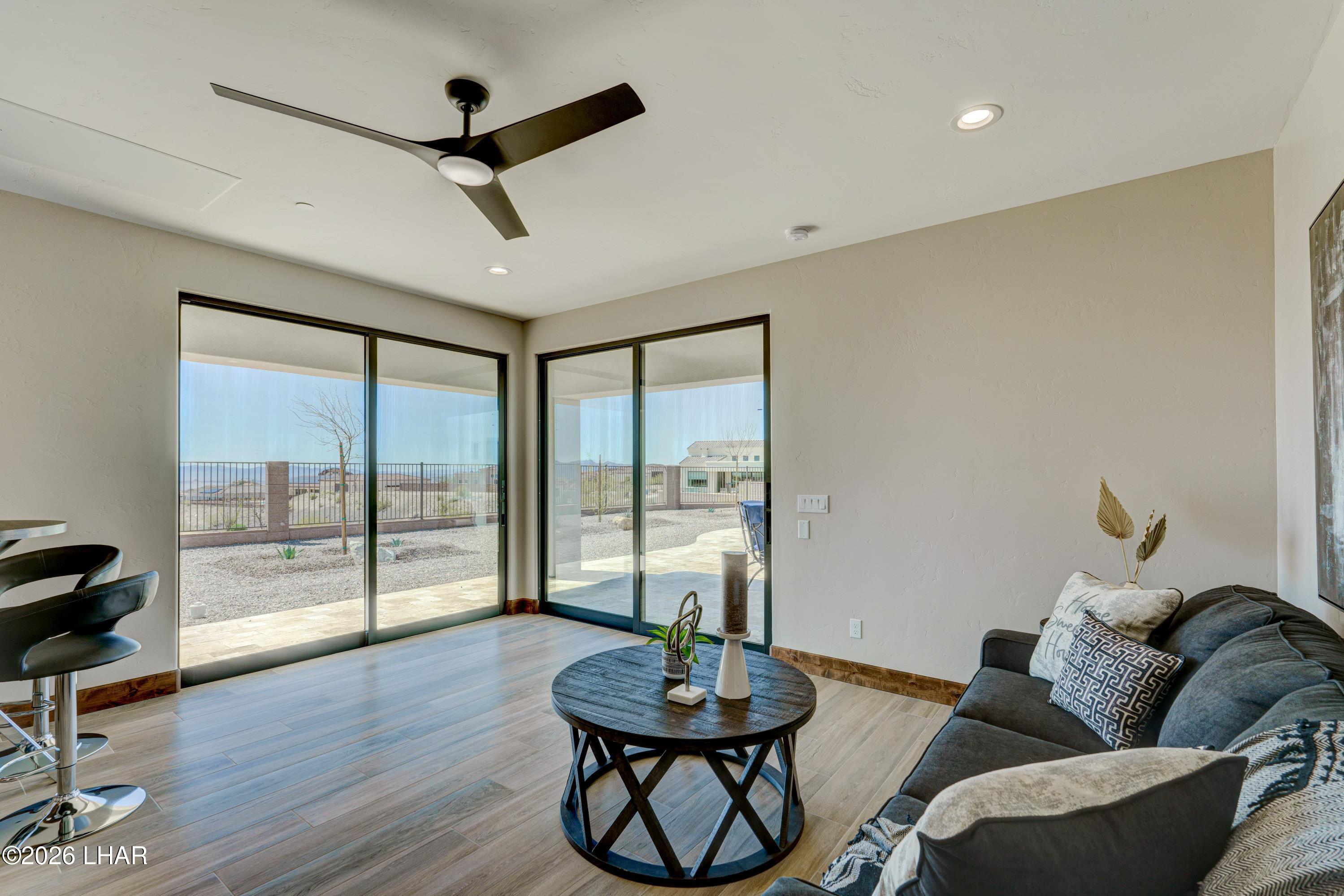 3045 Camino De La Enclave