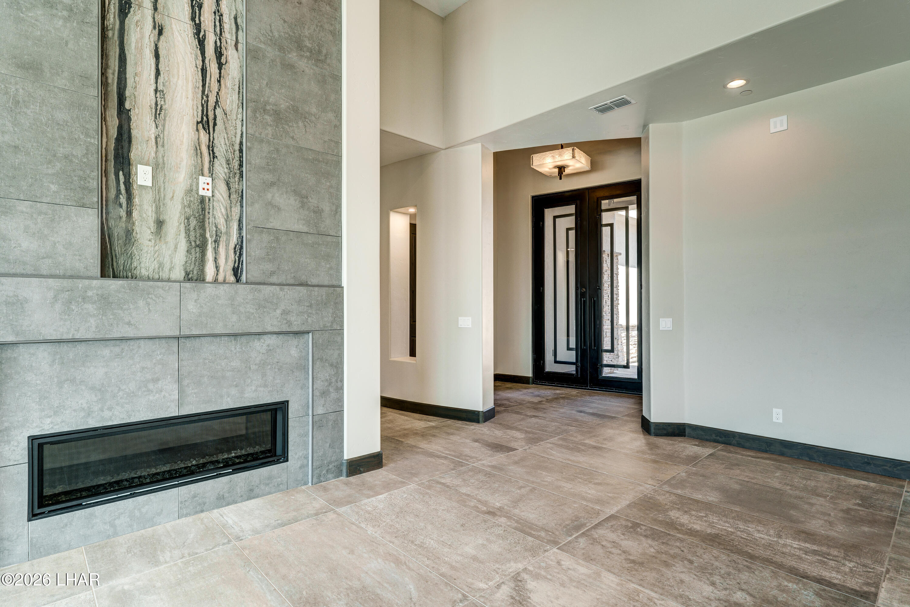 3051 Camino De La Enclave