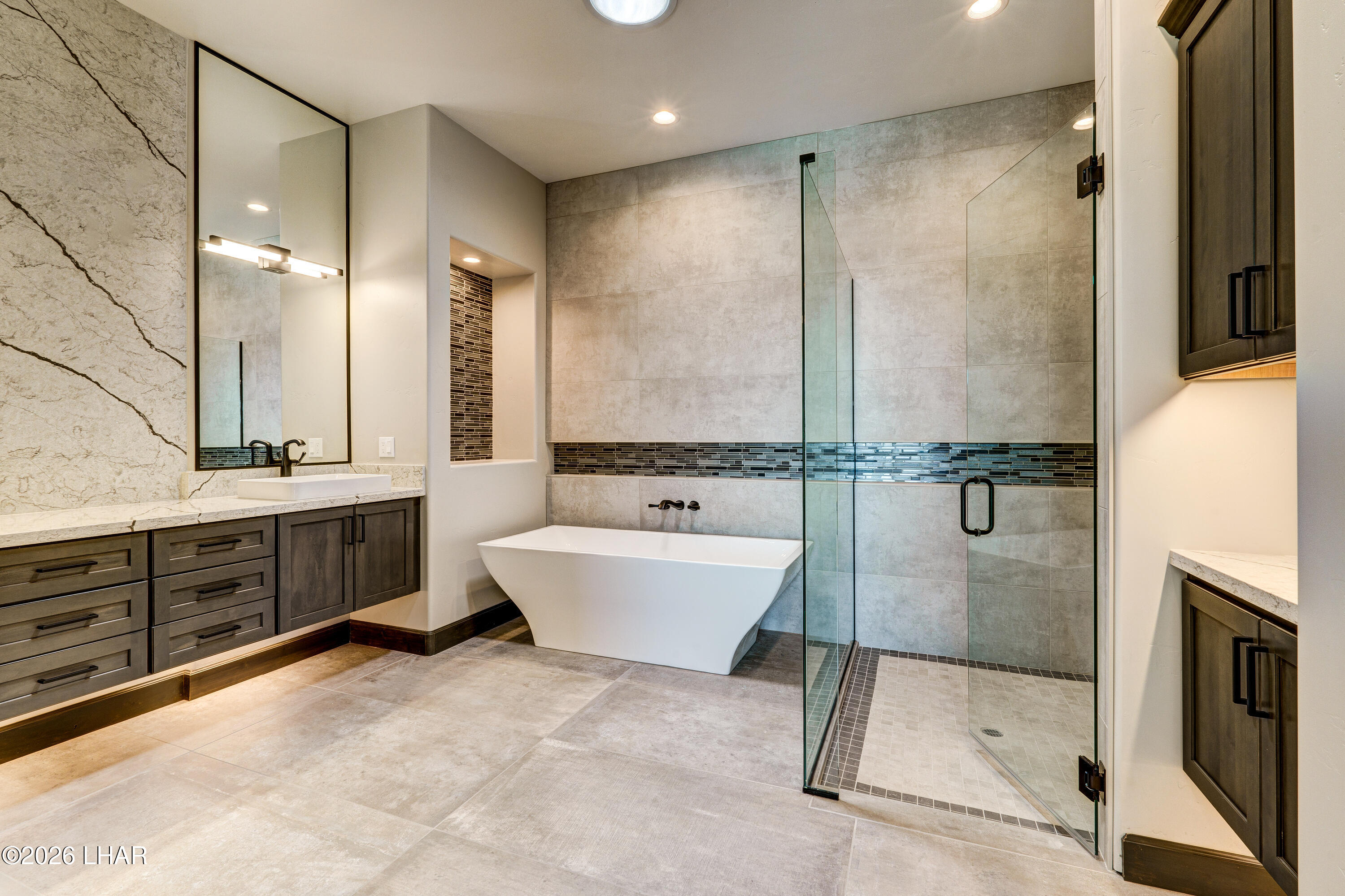 3051 Camino De La Enclave