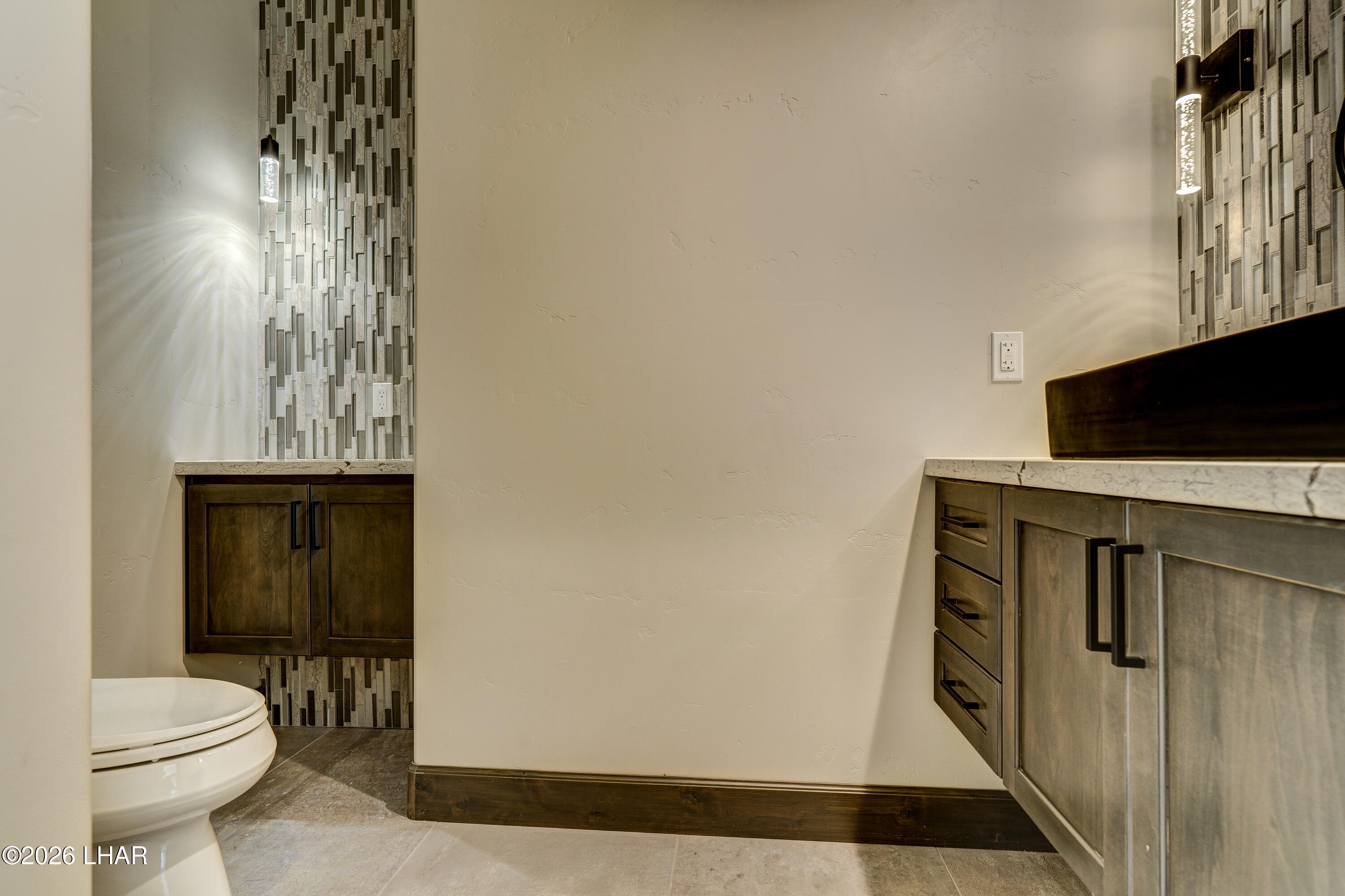 3051 Camino De La Enclave