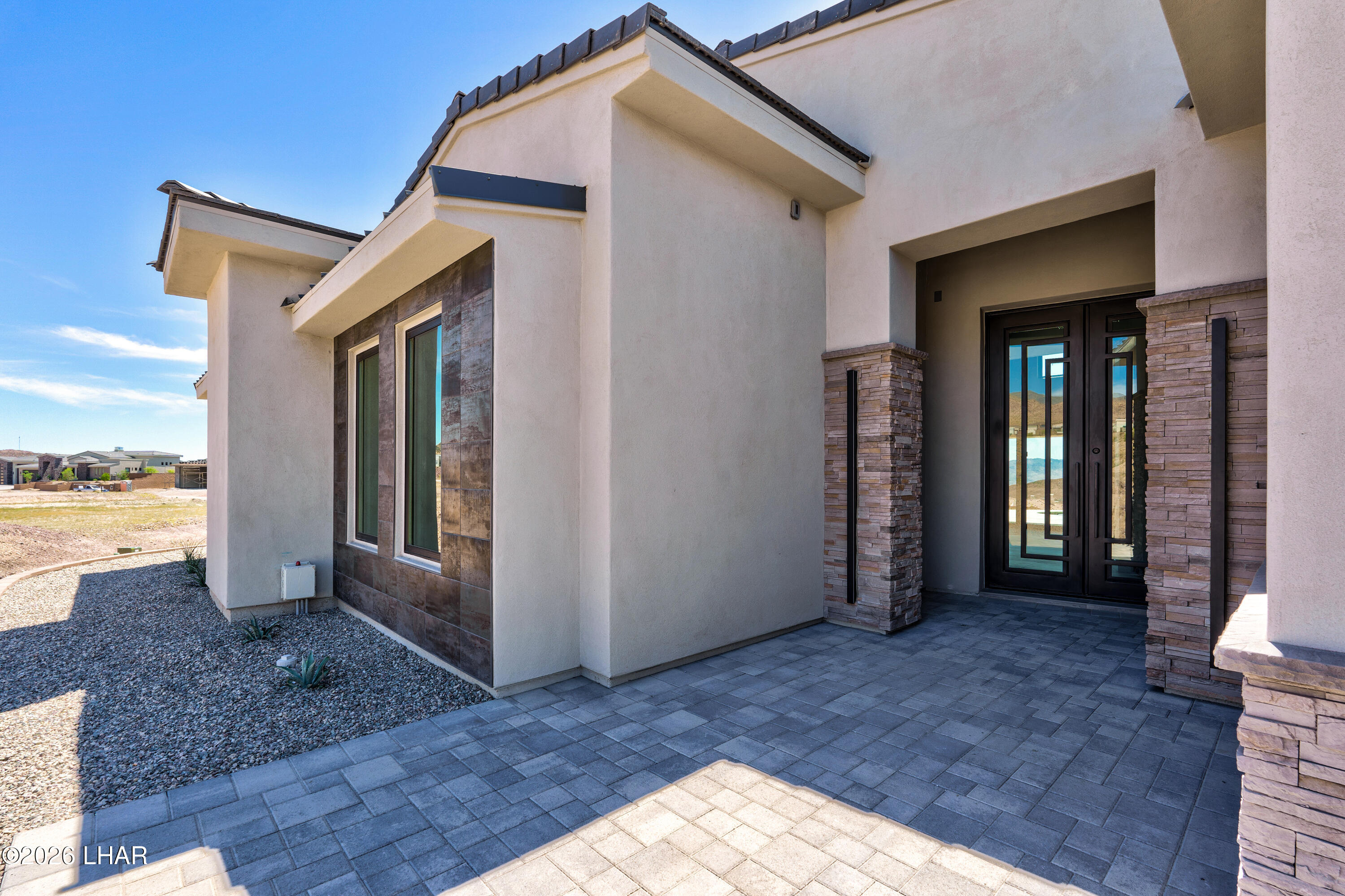 3051 Camino De La Enclave