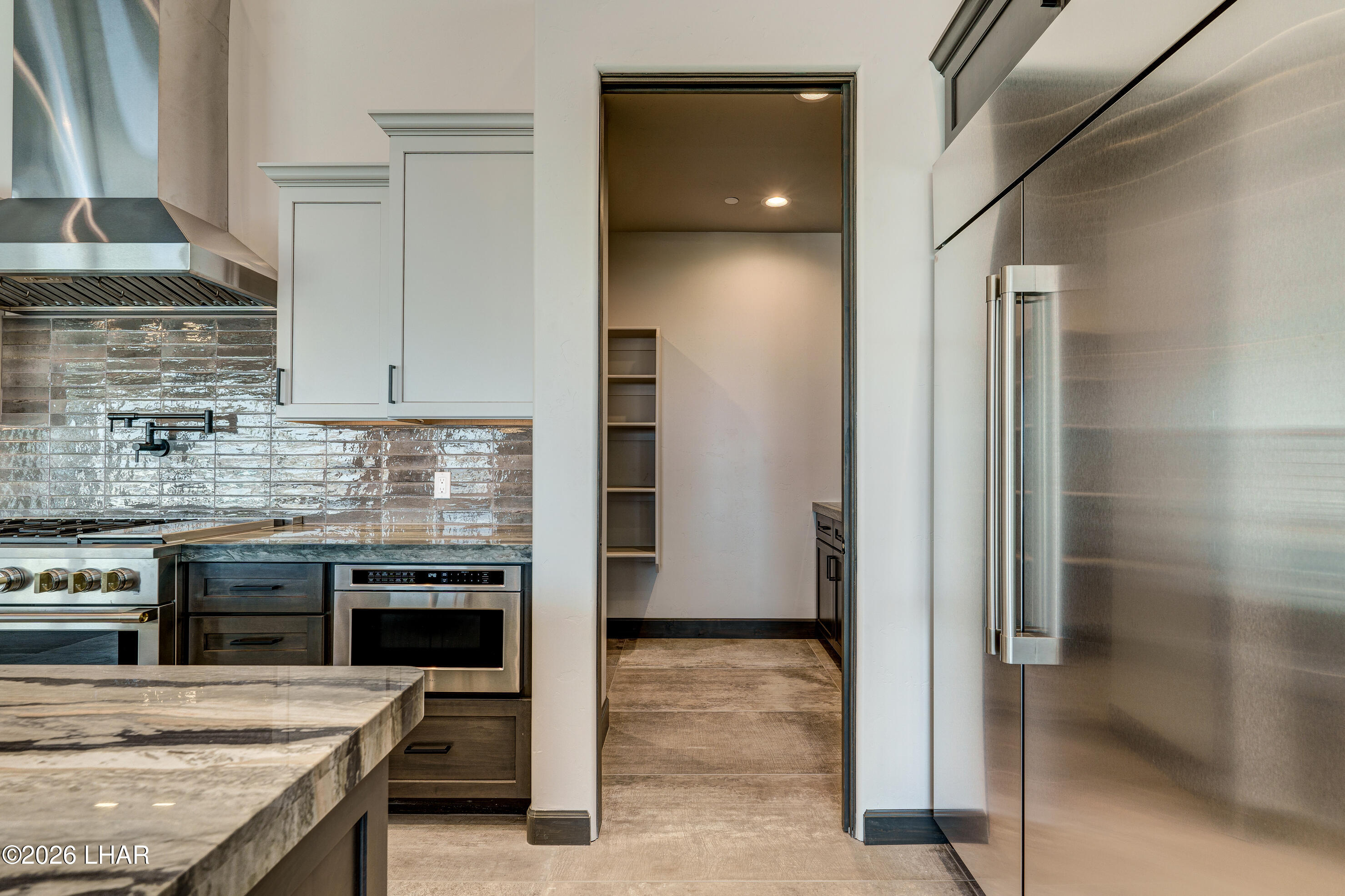 3051 Camino De La Enclave