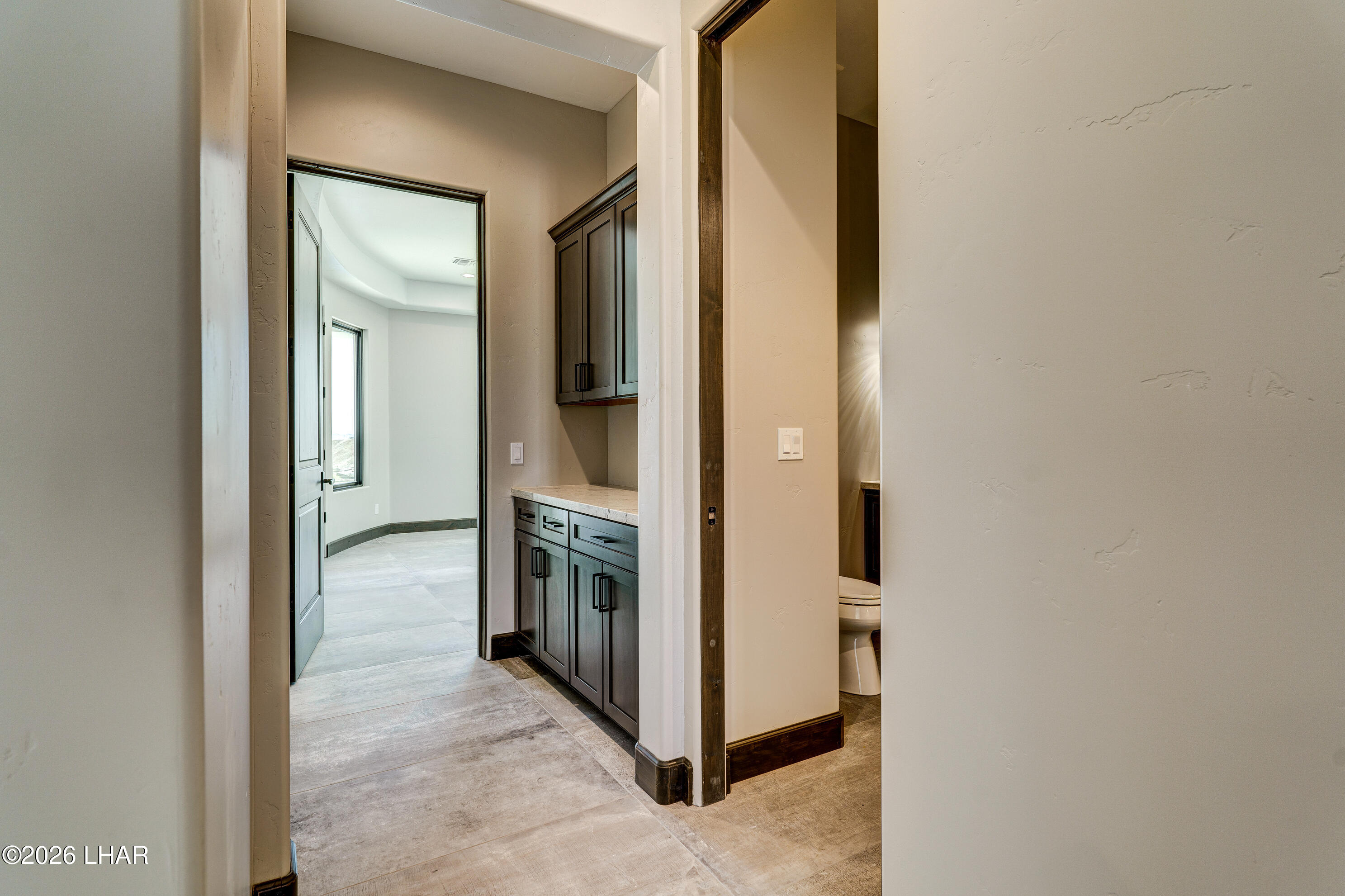 3051 Camino De La Enclave