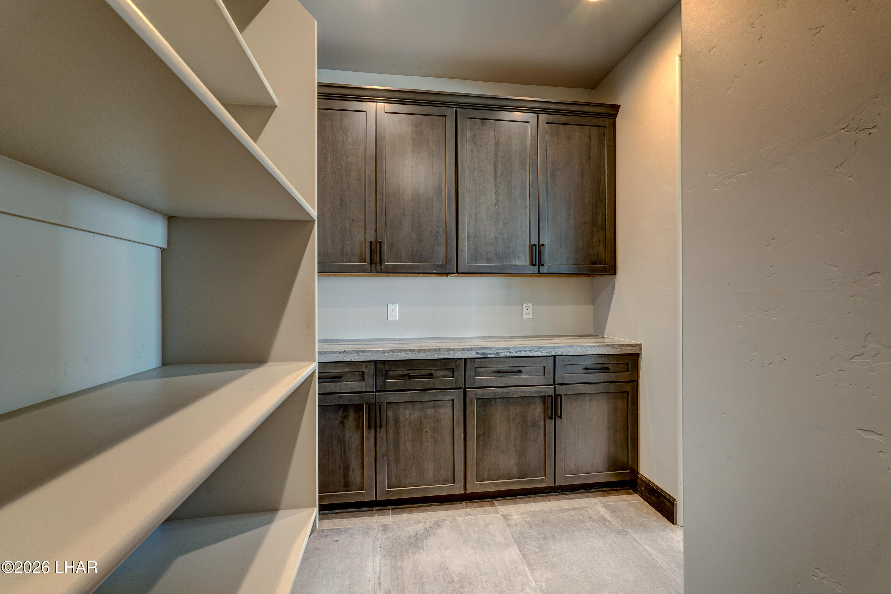 3051 Camino De La Enclave