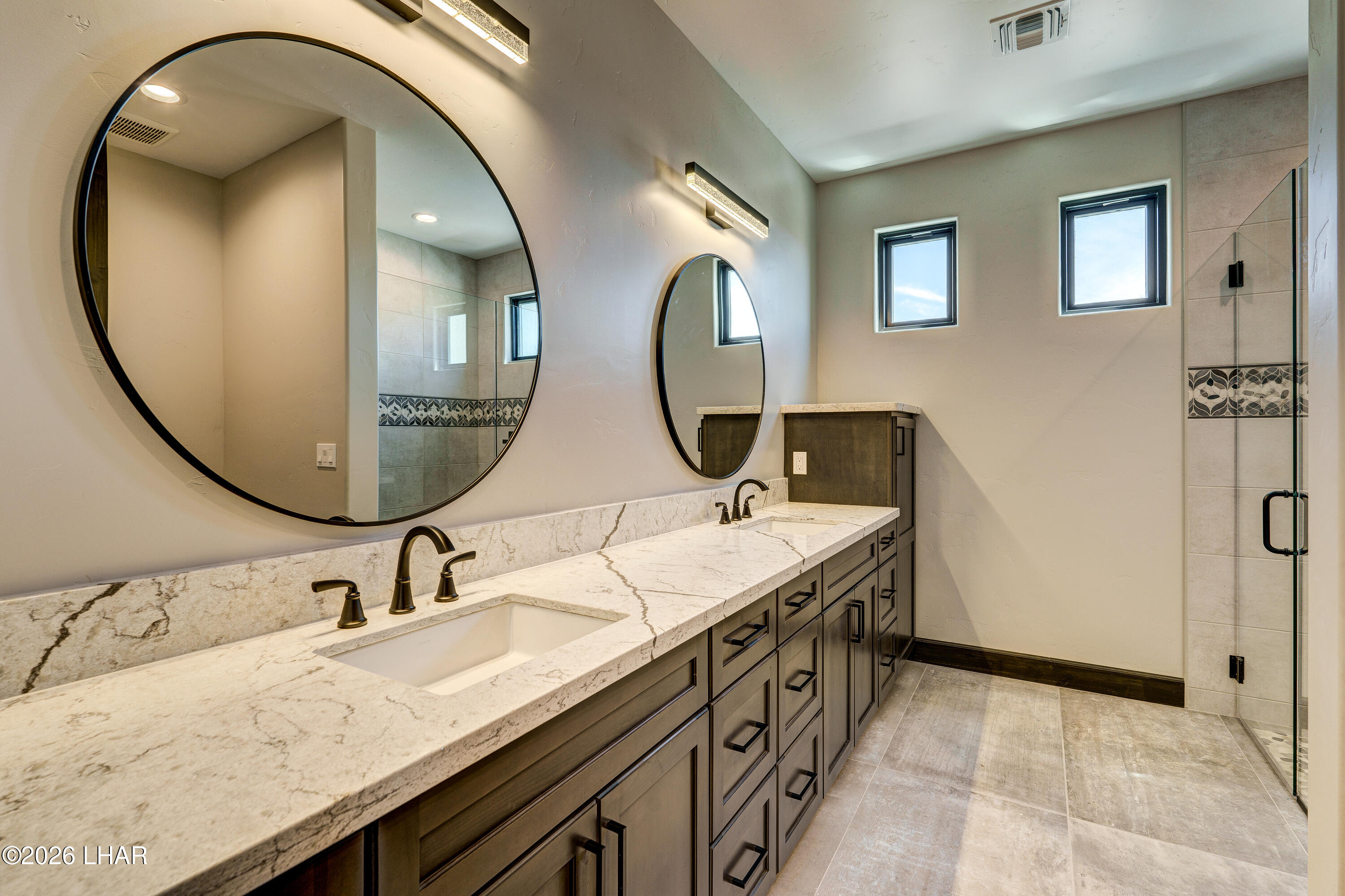 3051 Camino De La Enclave