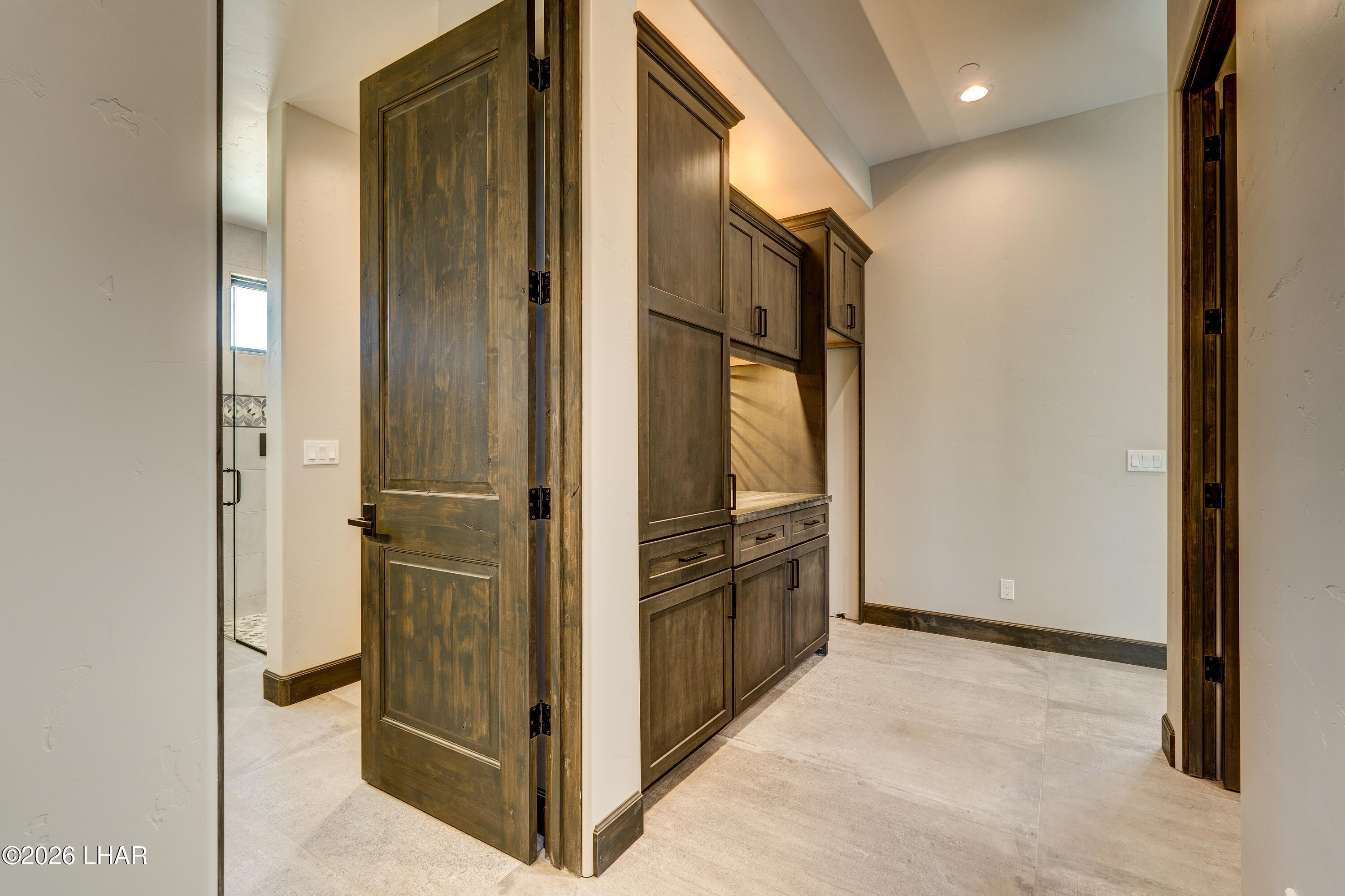 3051 Camino De La Enclave