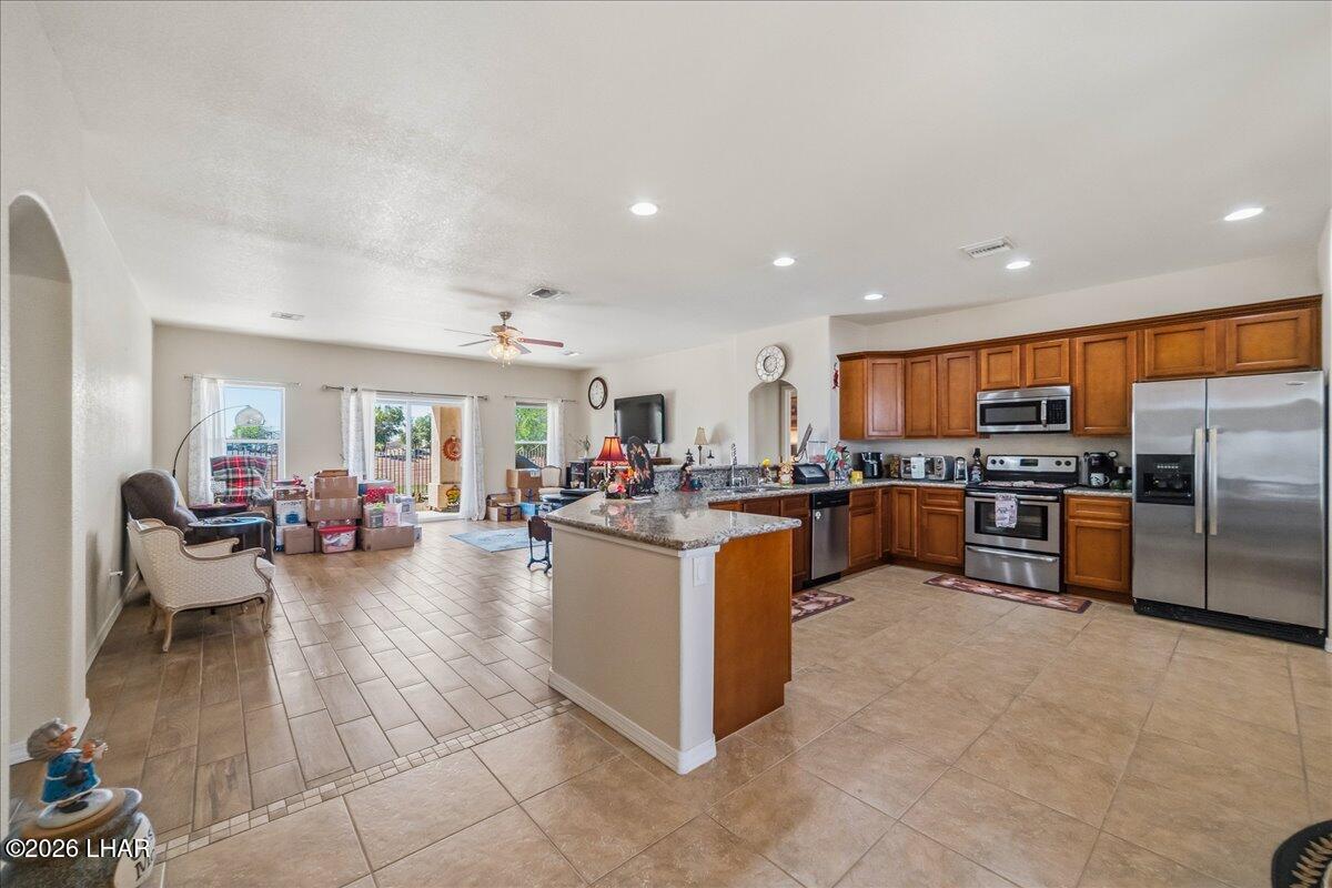38 Cypress Point Dr N