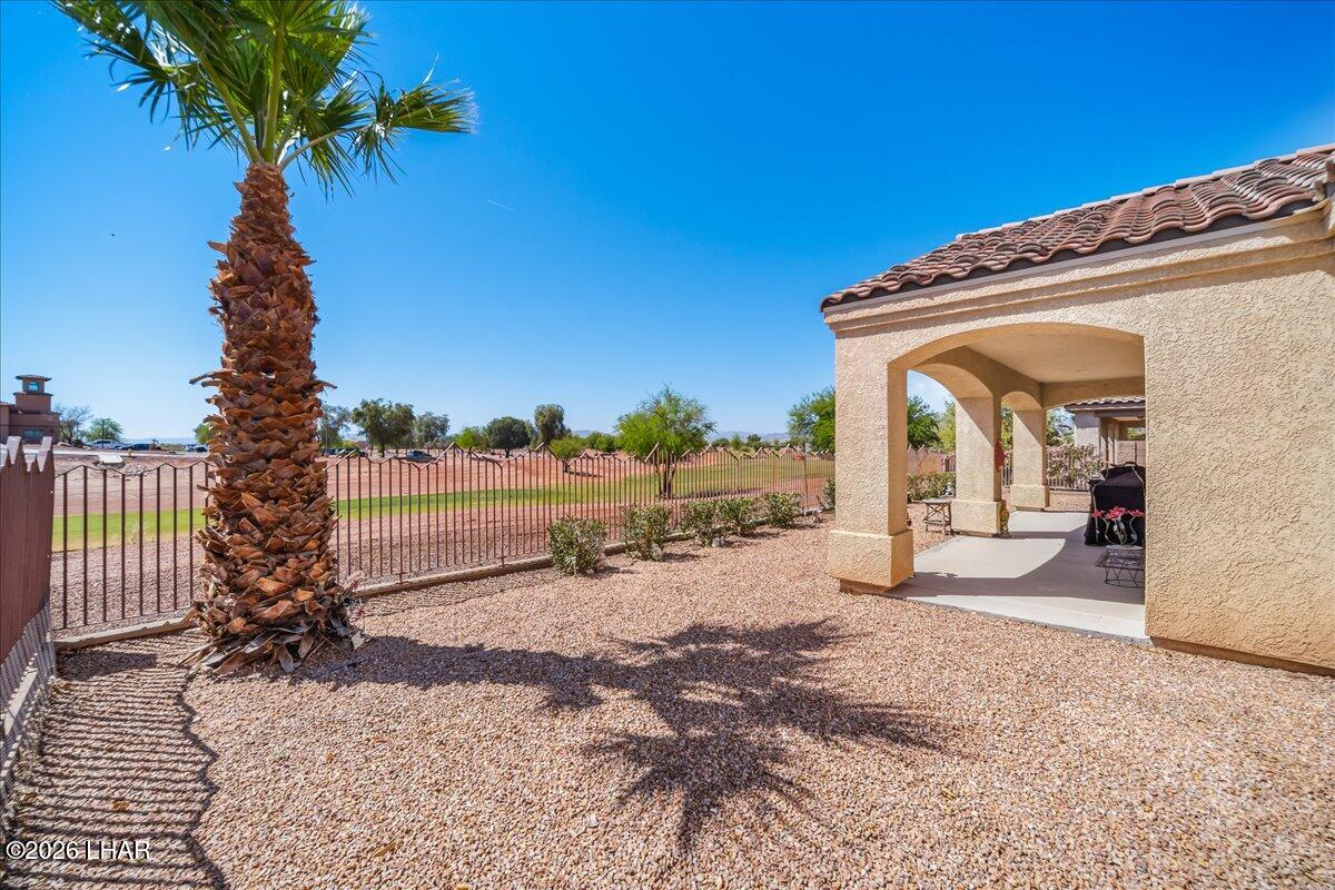 38 Cypress Point Dr N