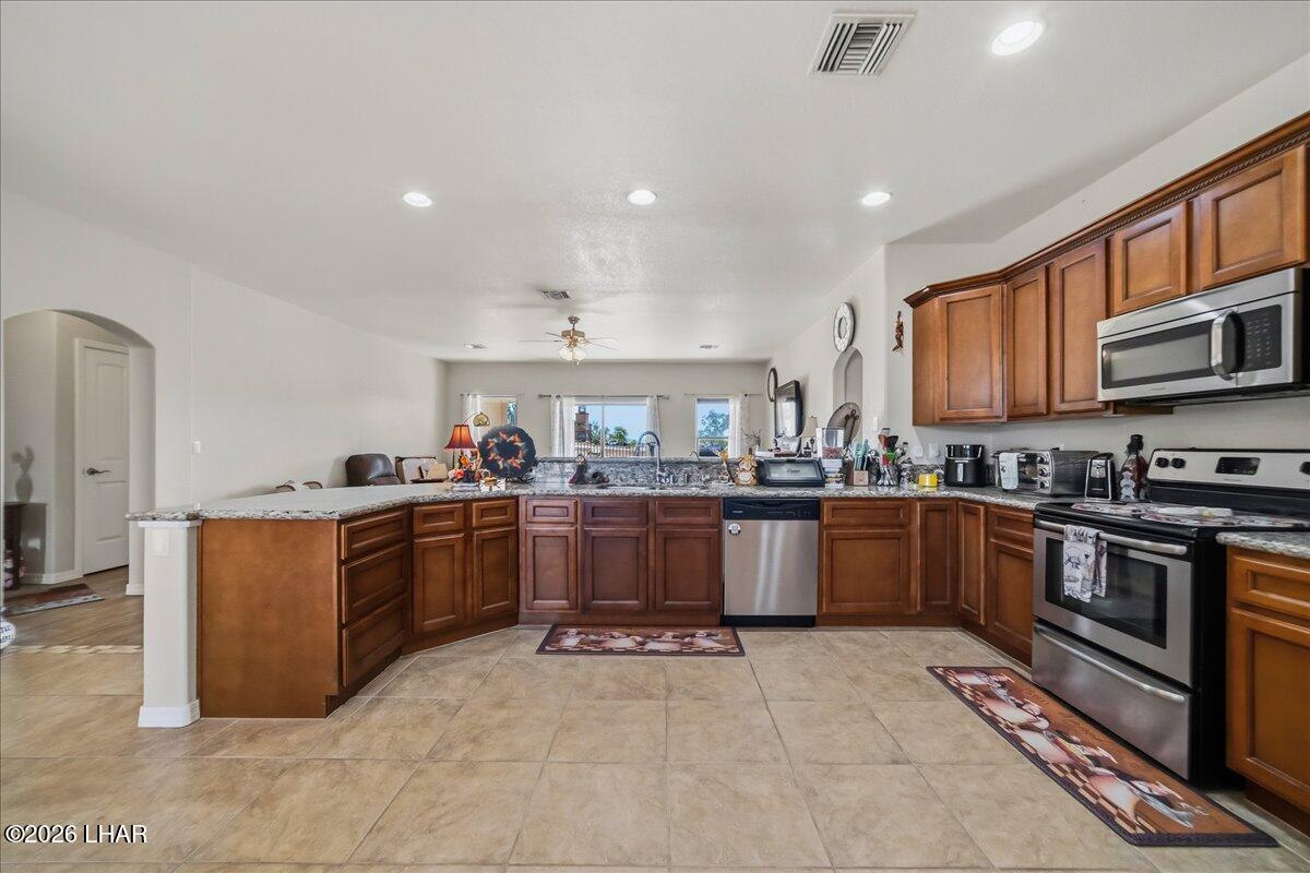 38 Cypress Point Dr N