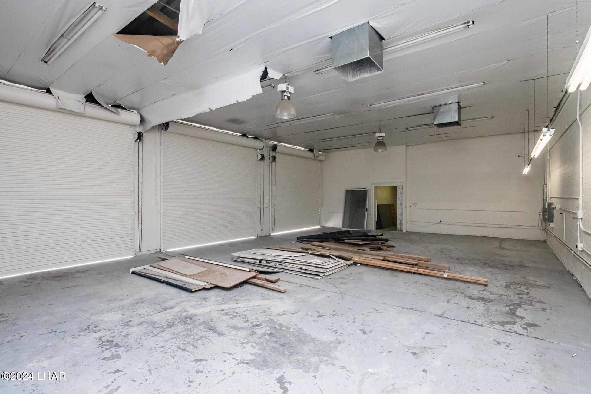 669 N Lake Havasu Ave N