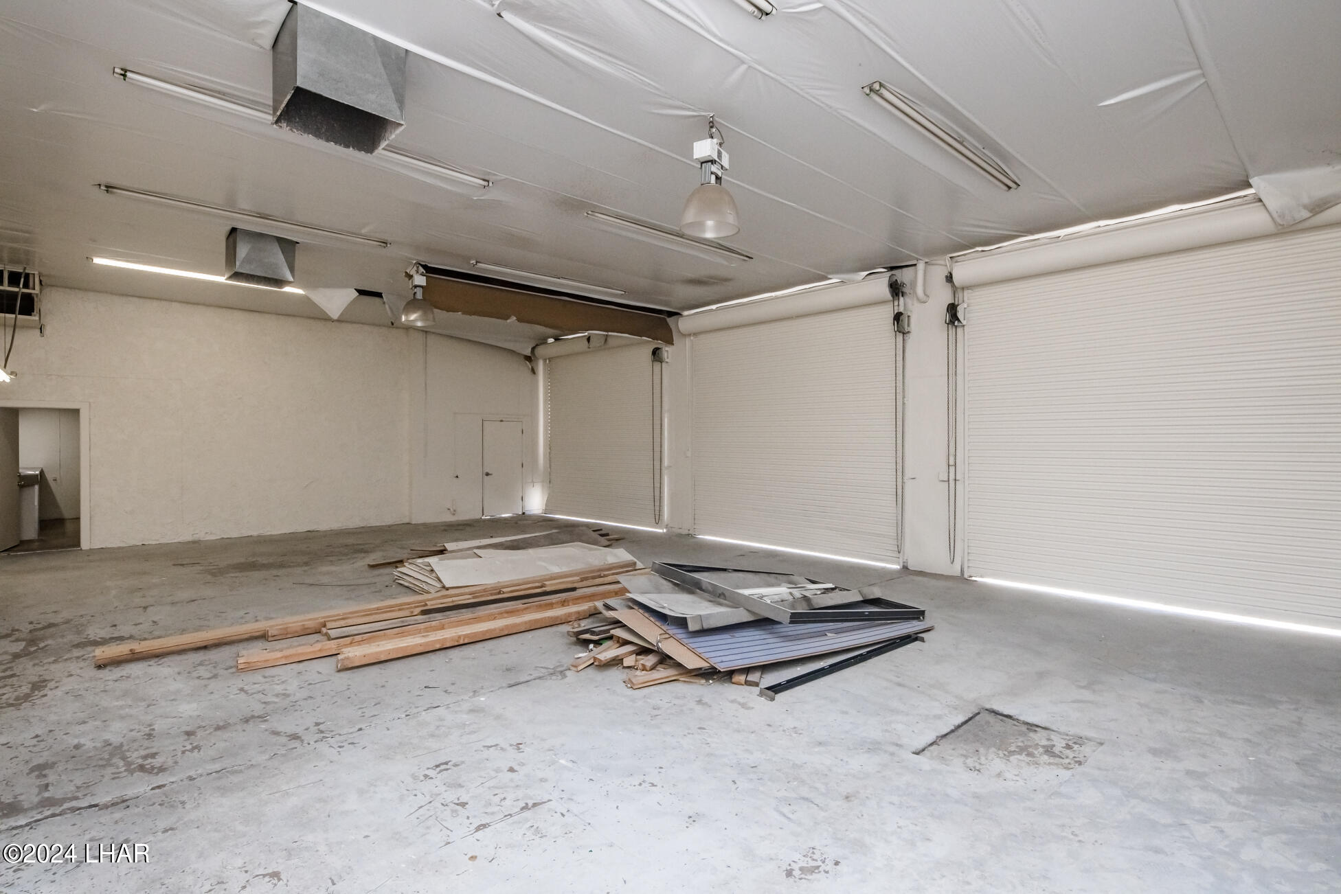 669 N Lake Havasu Ave N