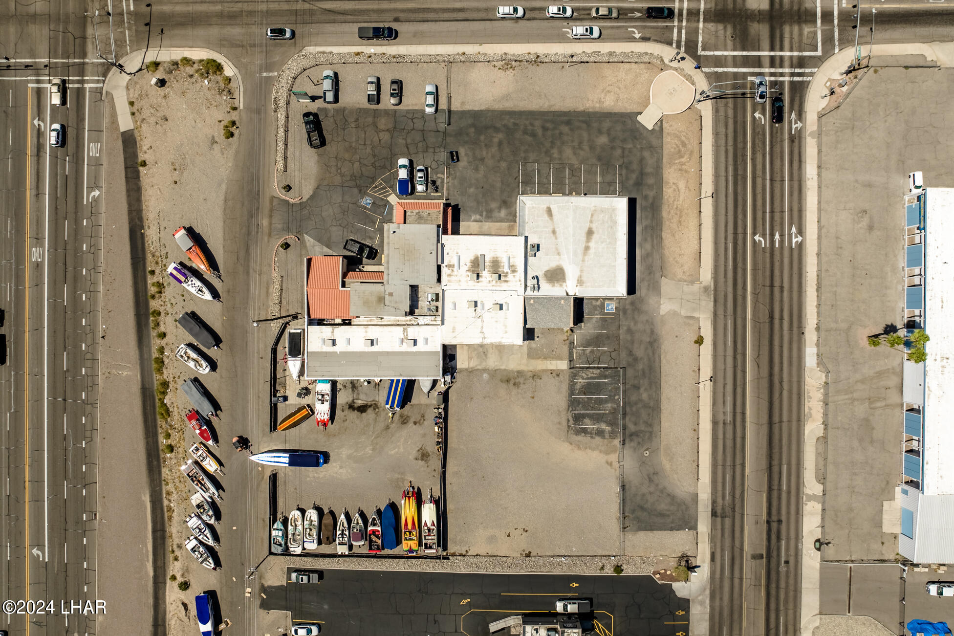 669 N Lake Havasu Ave N