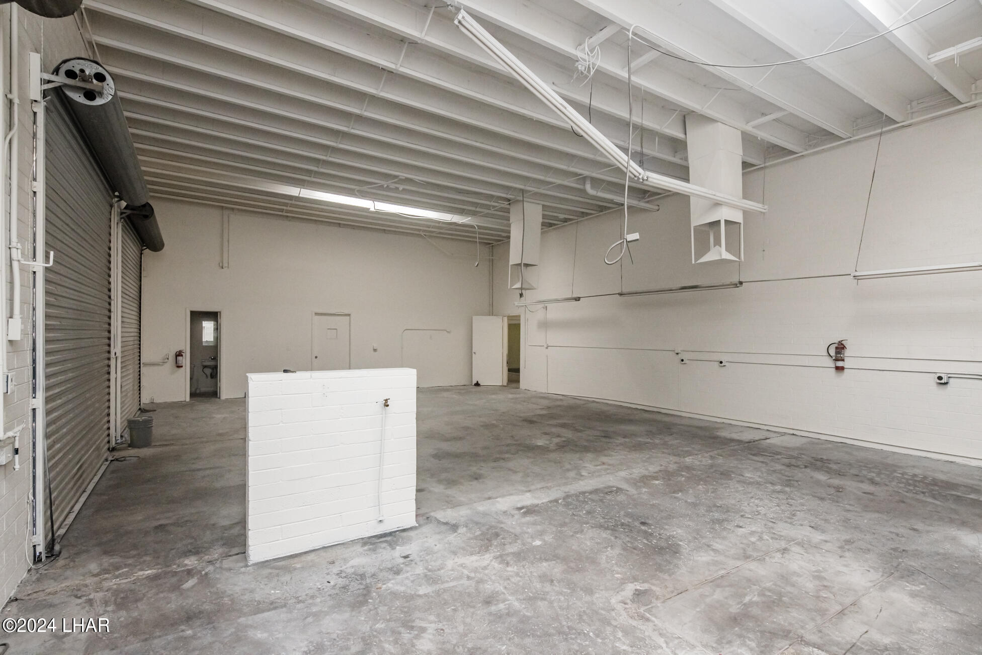 669 N Lake Havasu Ave N