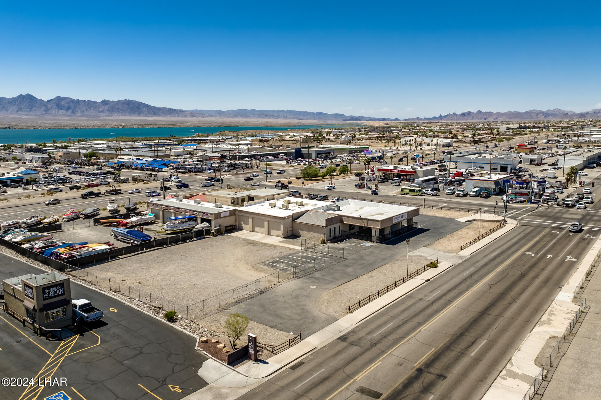 669 N Lake Havasu Ave N