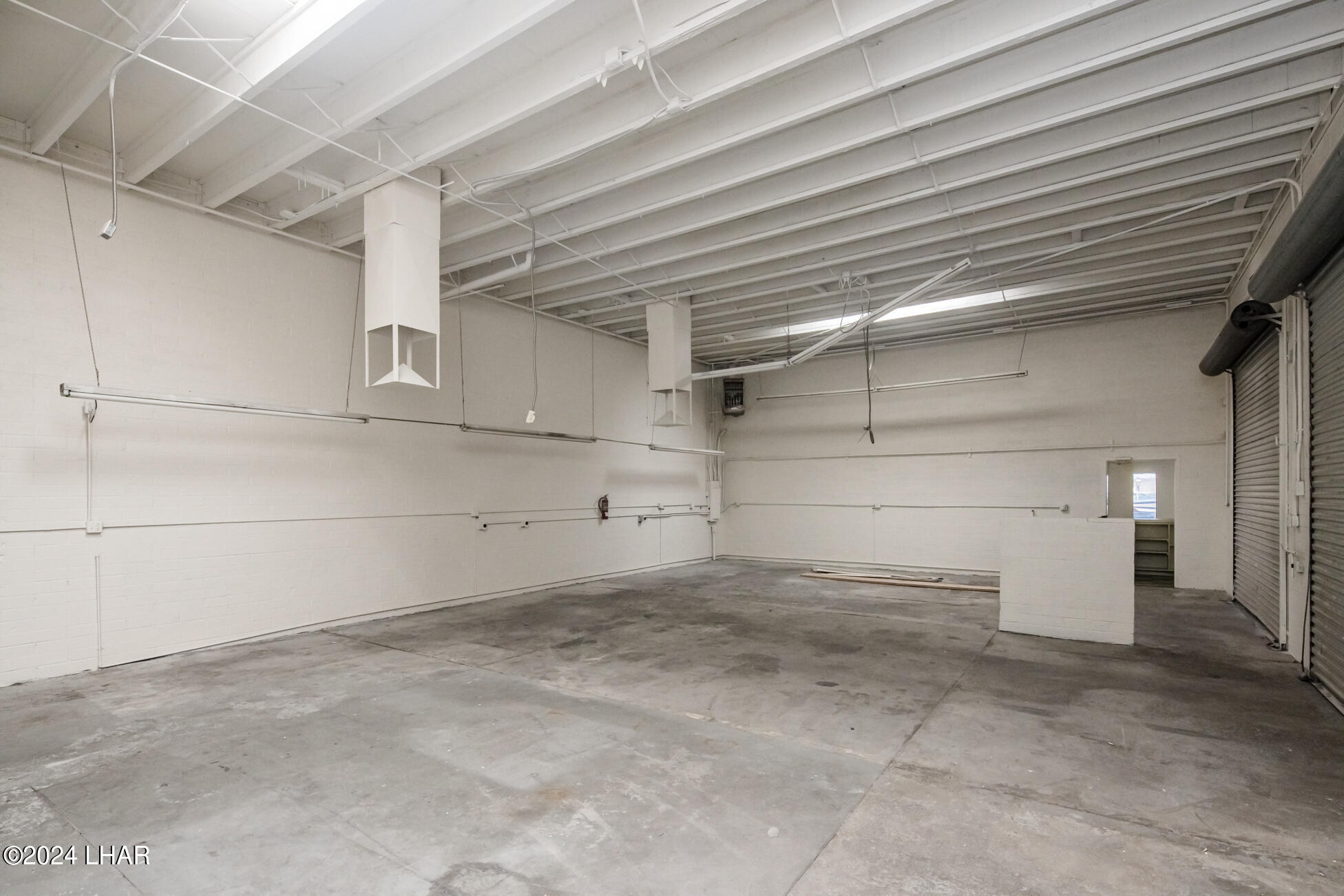 669 N Lake Havasu Ave N