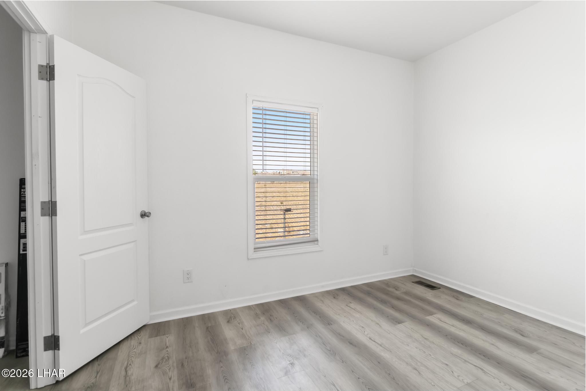 350 Lee Ave 47