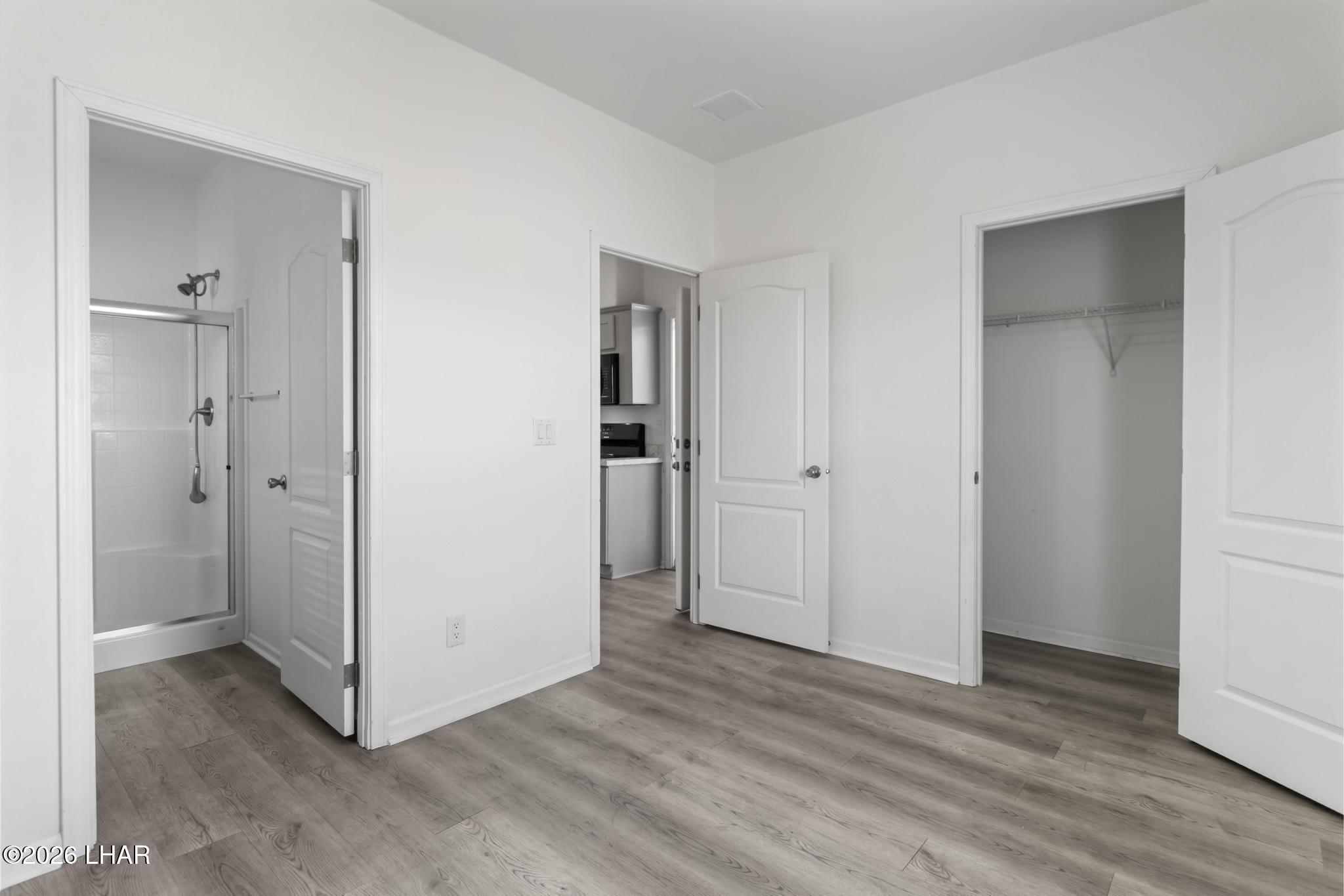 350 Lee Ave 47